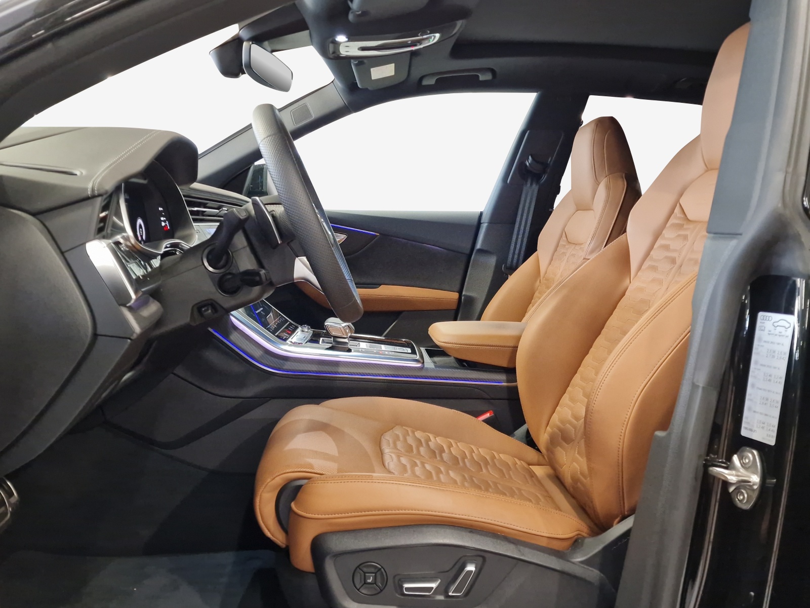 AUDI RSQ8 performance quattro-image-7
