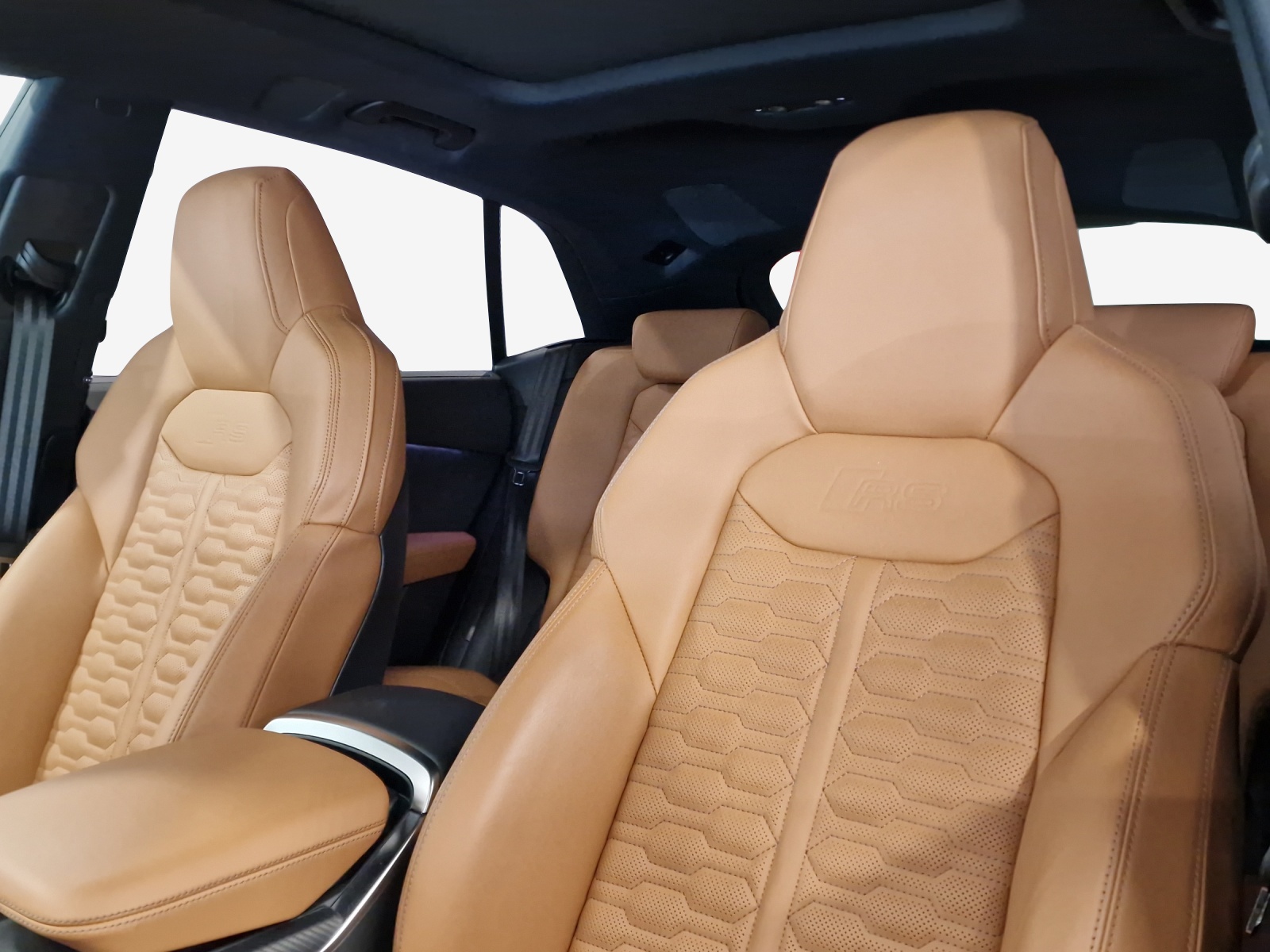 AUDI RSQ8 performance quattro-image-21