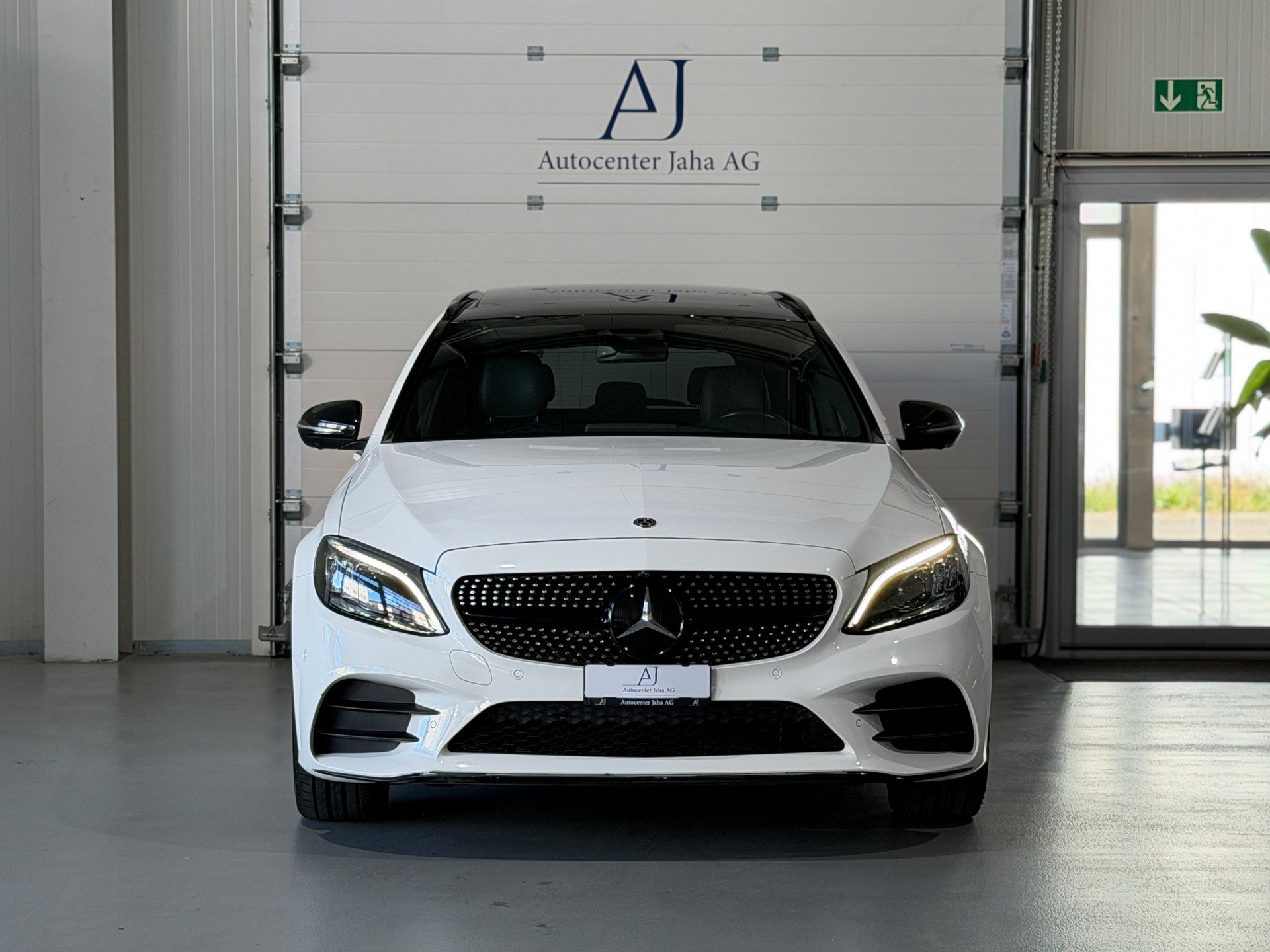 MERCEDES-BENZ C 220 d Swiss Star AMG Line 4M 9G-Tronic (CH)-image-3