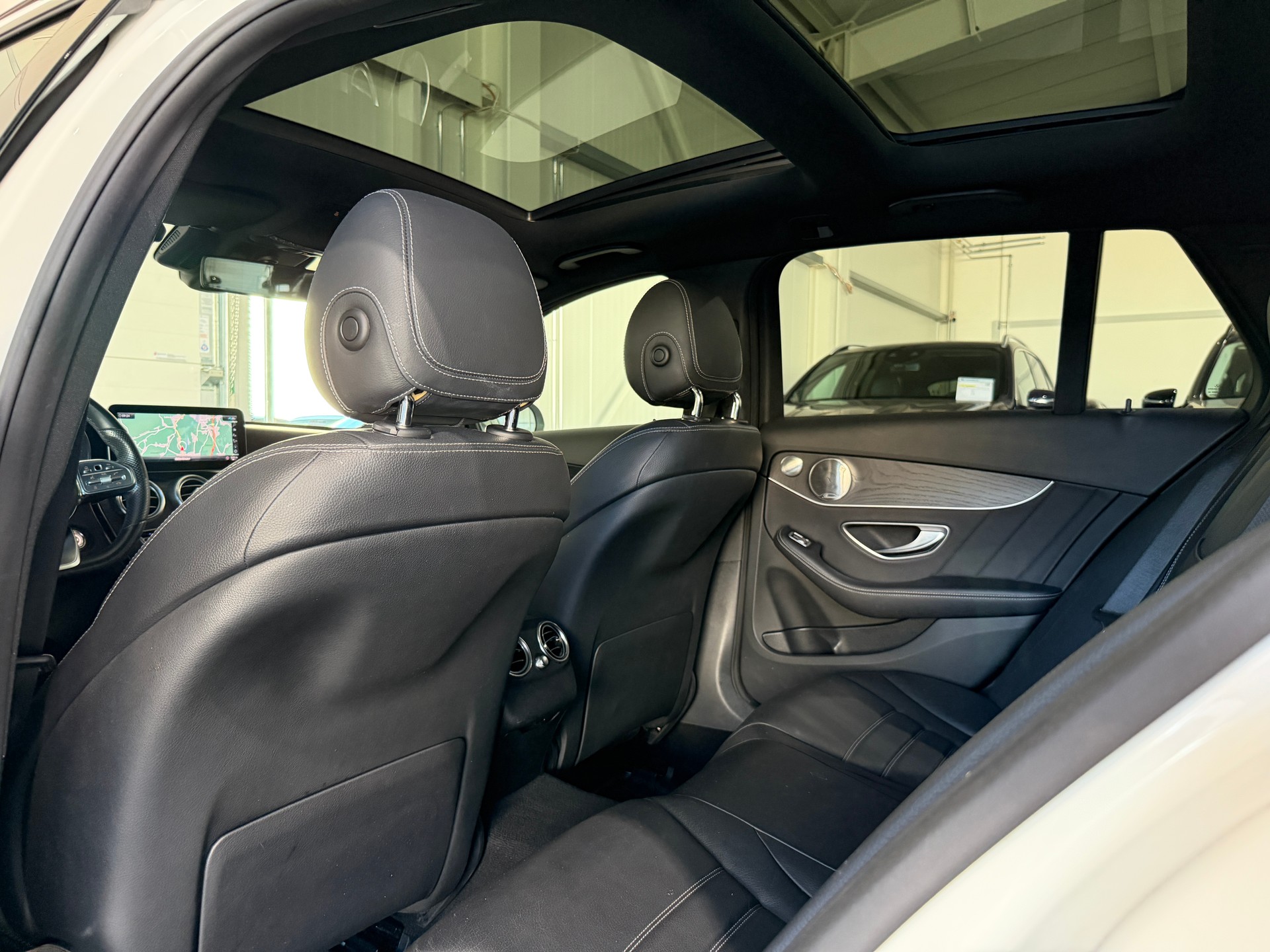 MERCEDES-BENZ C 220 d Swiss Star AMG Line 4M 9G-Tronic (CH)-image-13