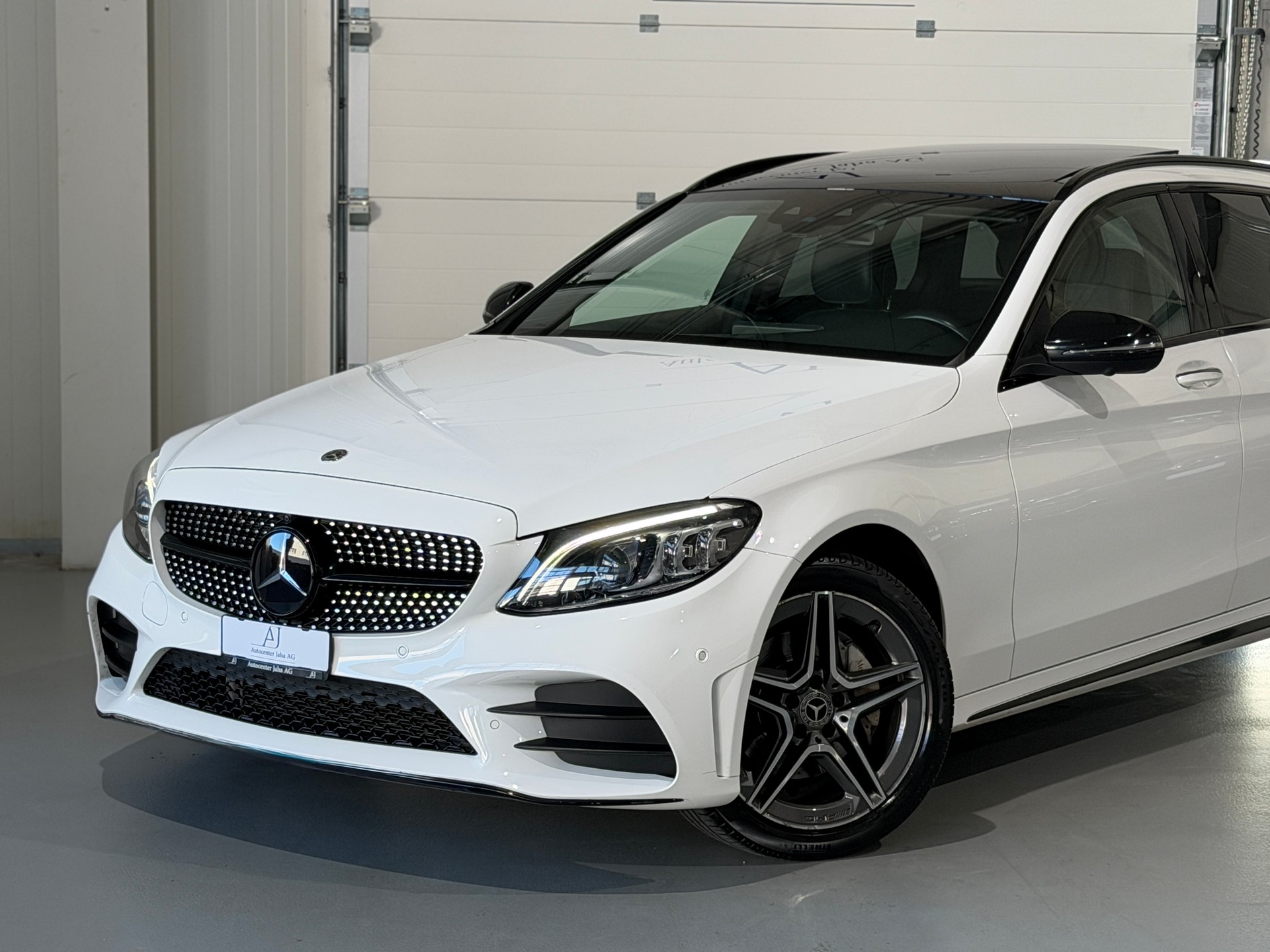 MERCEDES-BENZ C 220 d Swiss Star AMG Line 4M 9G-Tronic (CH)-image-1