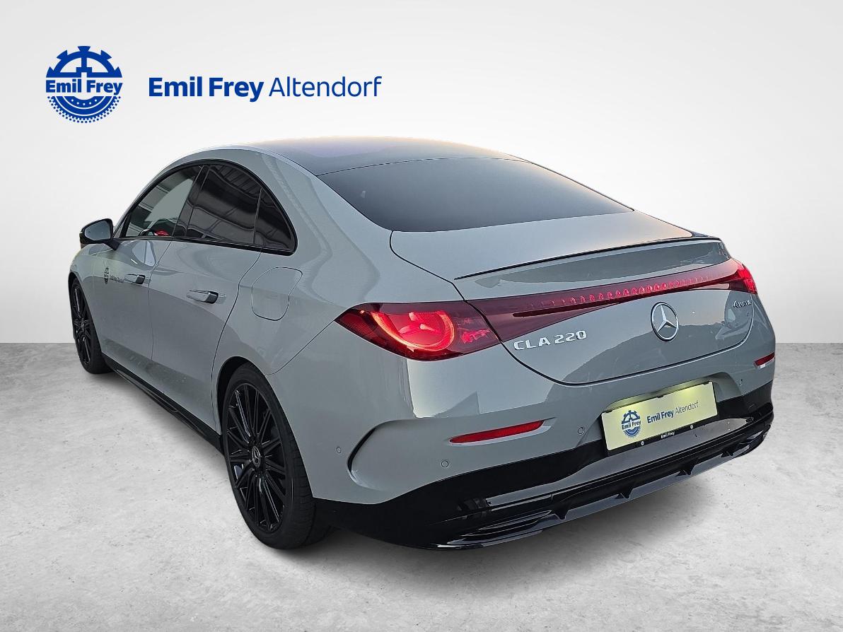 MERCEDES-BENZ CLA 220 4MATIC AMG Line-image-2
