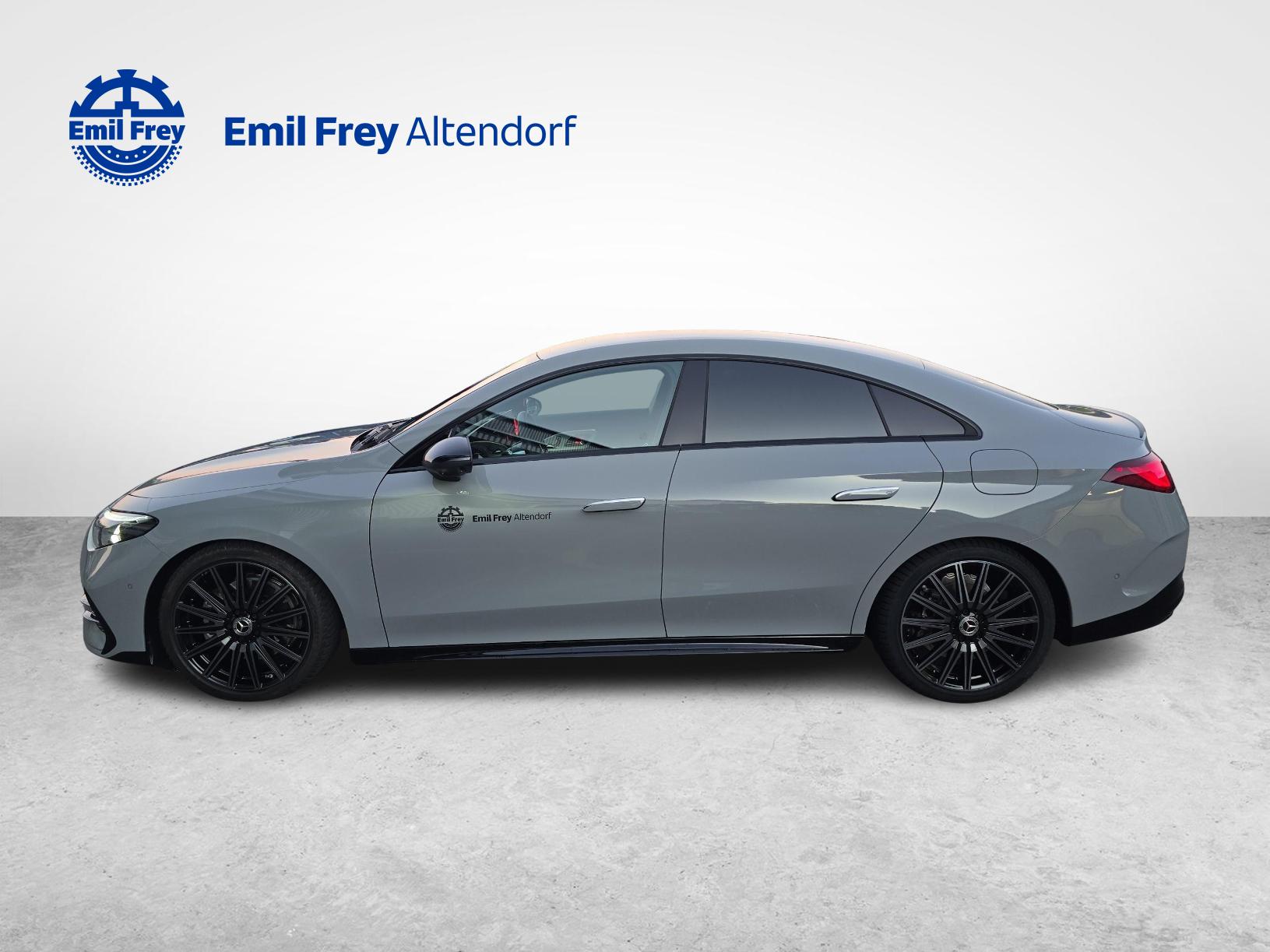 MERCEDES-BENZ CLA 220 4MATIC AMG Line-image-1