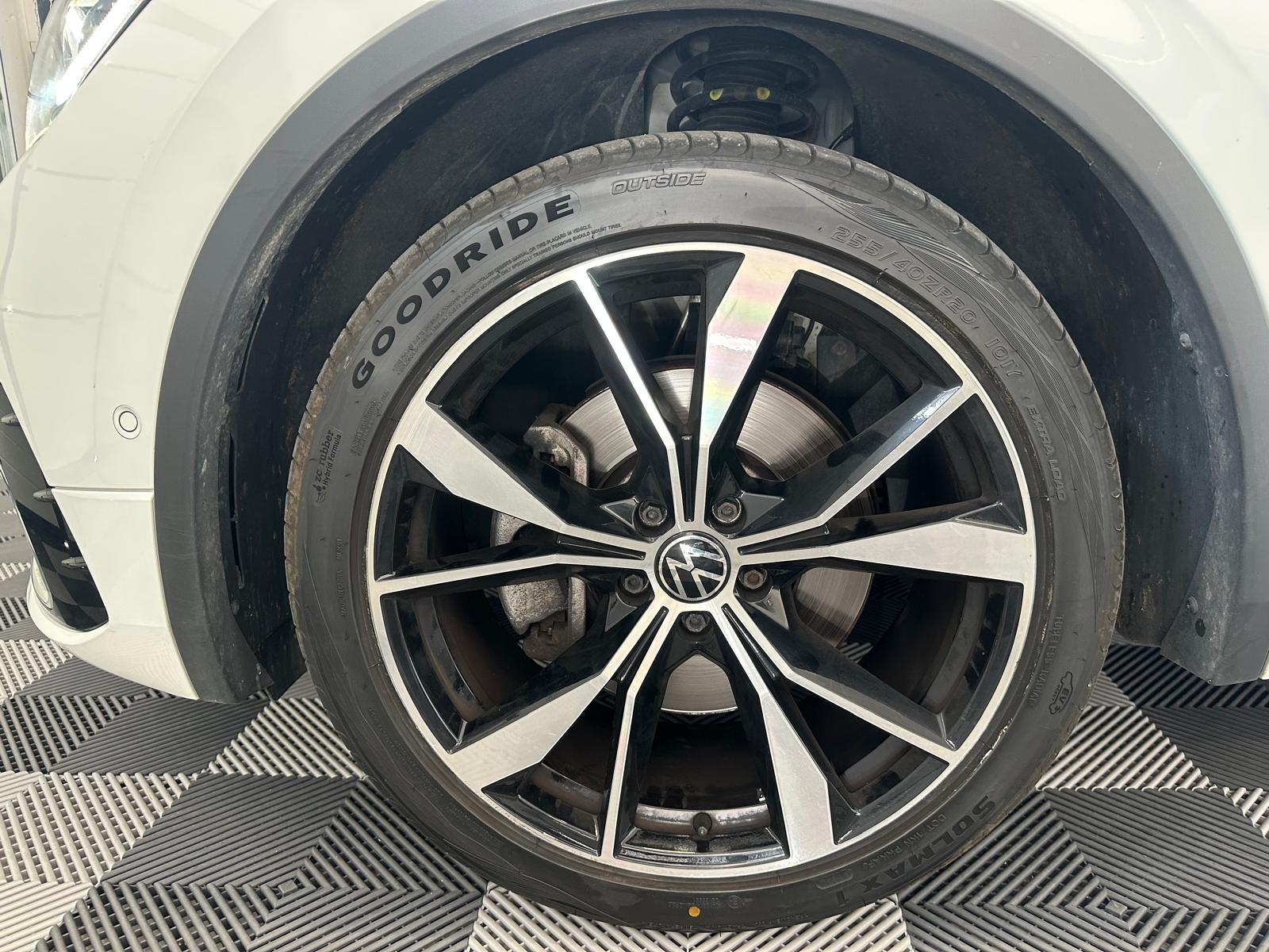 VW Tiguan 2.0TSI R-Line 4Motion DSG-image-31