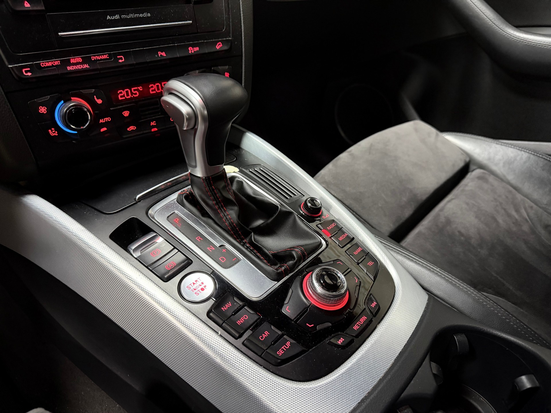 AUDI Q5 3.0 TDI quattro S-tronic ABT-image-17