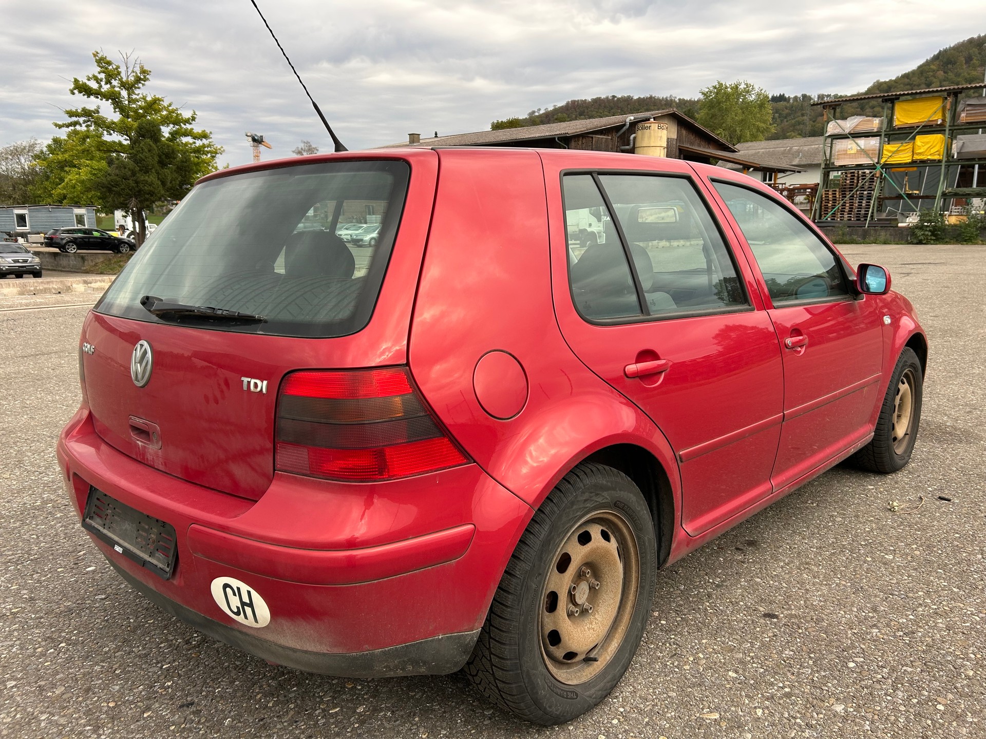VW GOLF-image-2