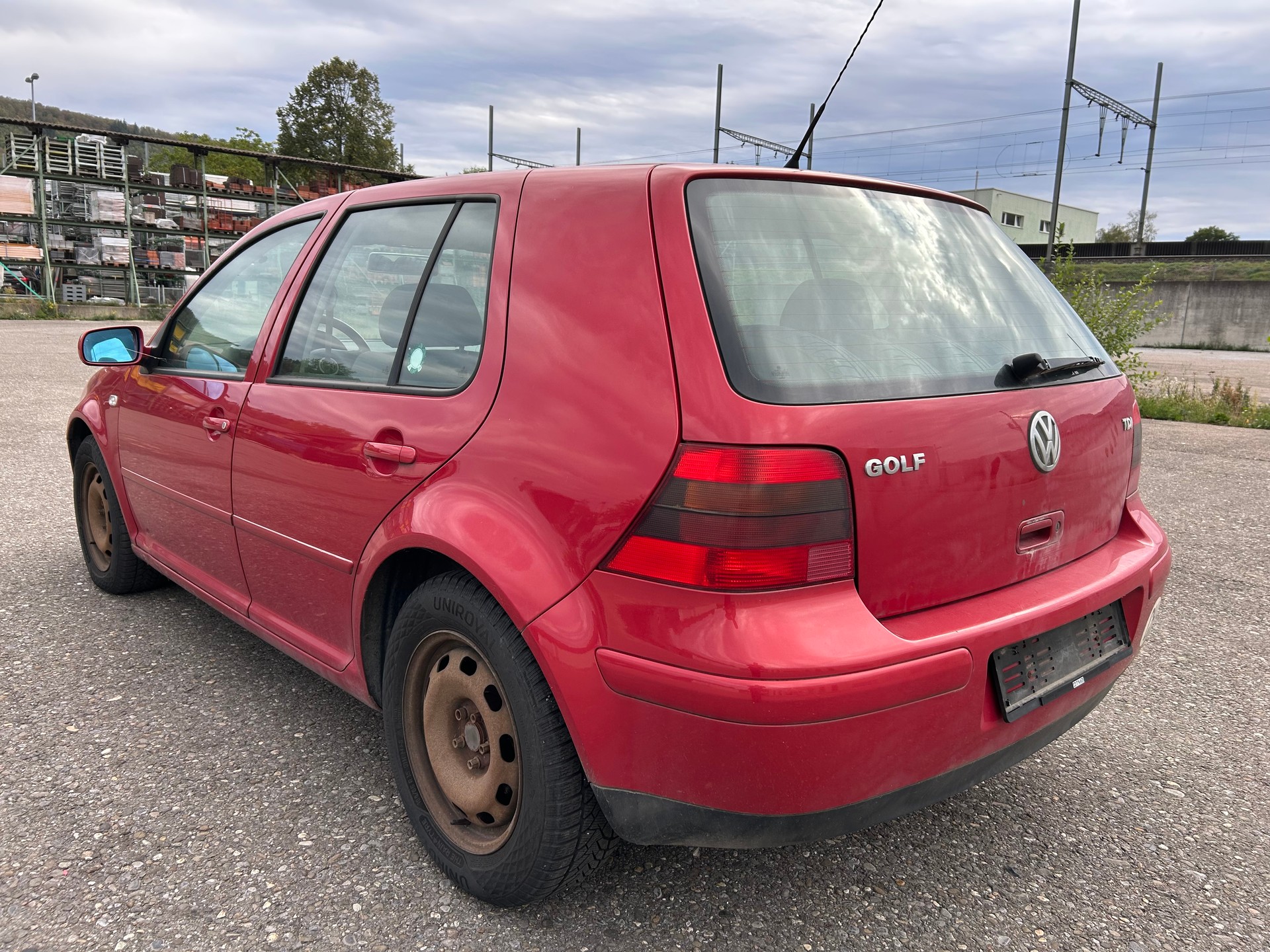 VW GOLF-image-3
