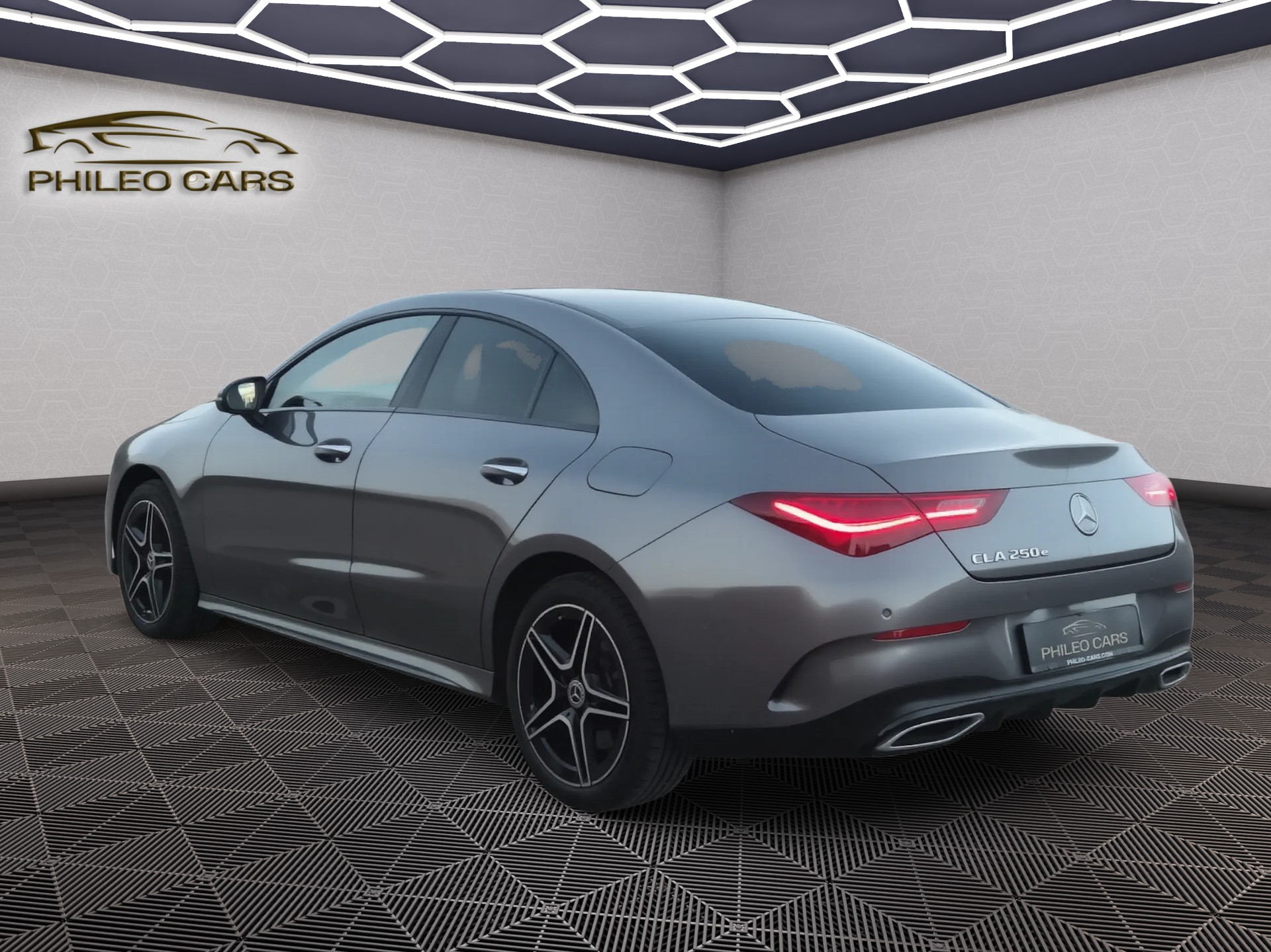 MERCEDES-BENZ CLA Shooting Brake 250 e 8G-DCT-image-5