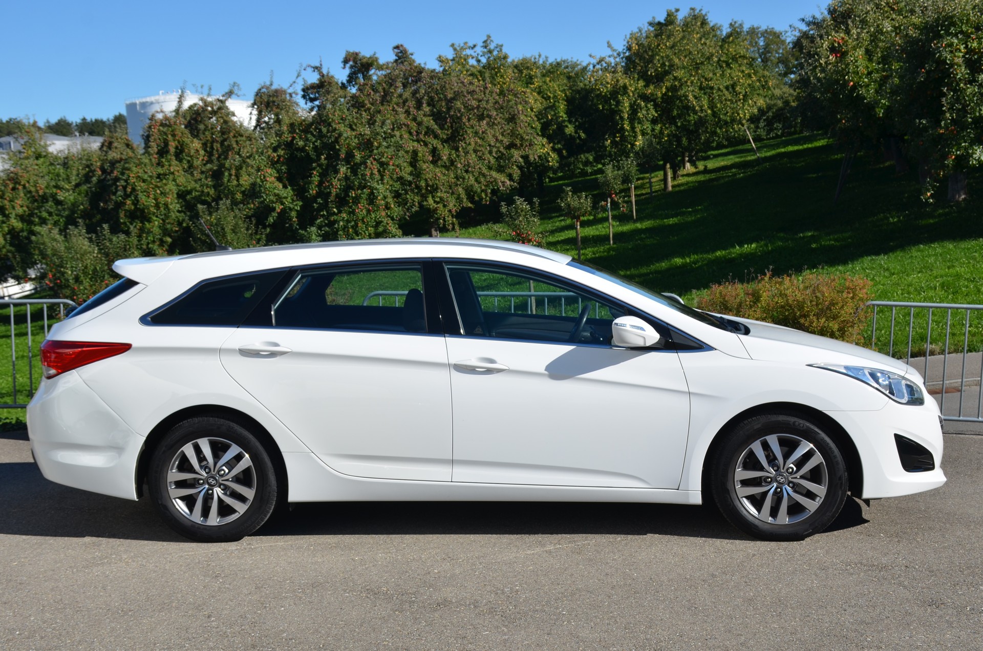 HYUNDAI i40 Wagon 1.6 GDI ISG Comfort-image-2