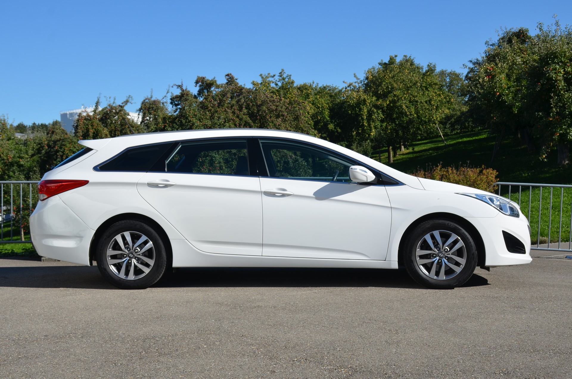 HYUNDAI i40 Wagon 1.6 GDI ISG Comfort-image-3