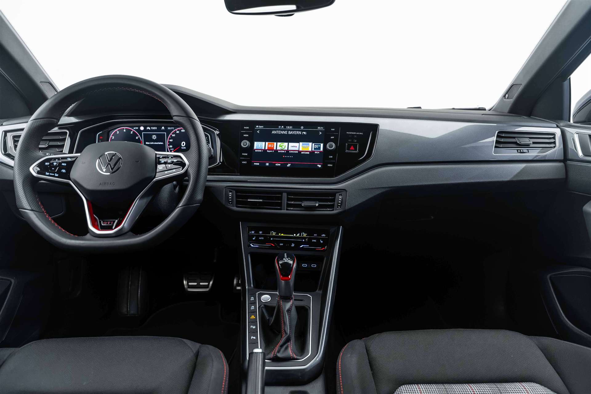 VW VW Polo 2.0 TSI GTI DSG-image-8
