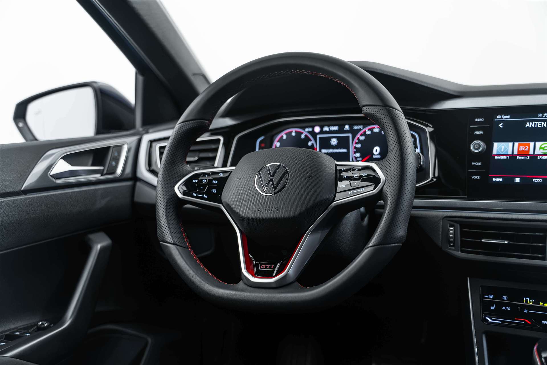 VW VW Polo 2.0 TSI GTI DSG-image-9