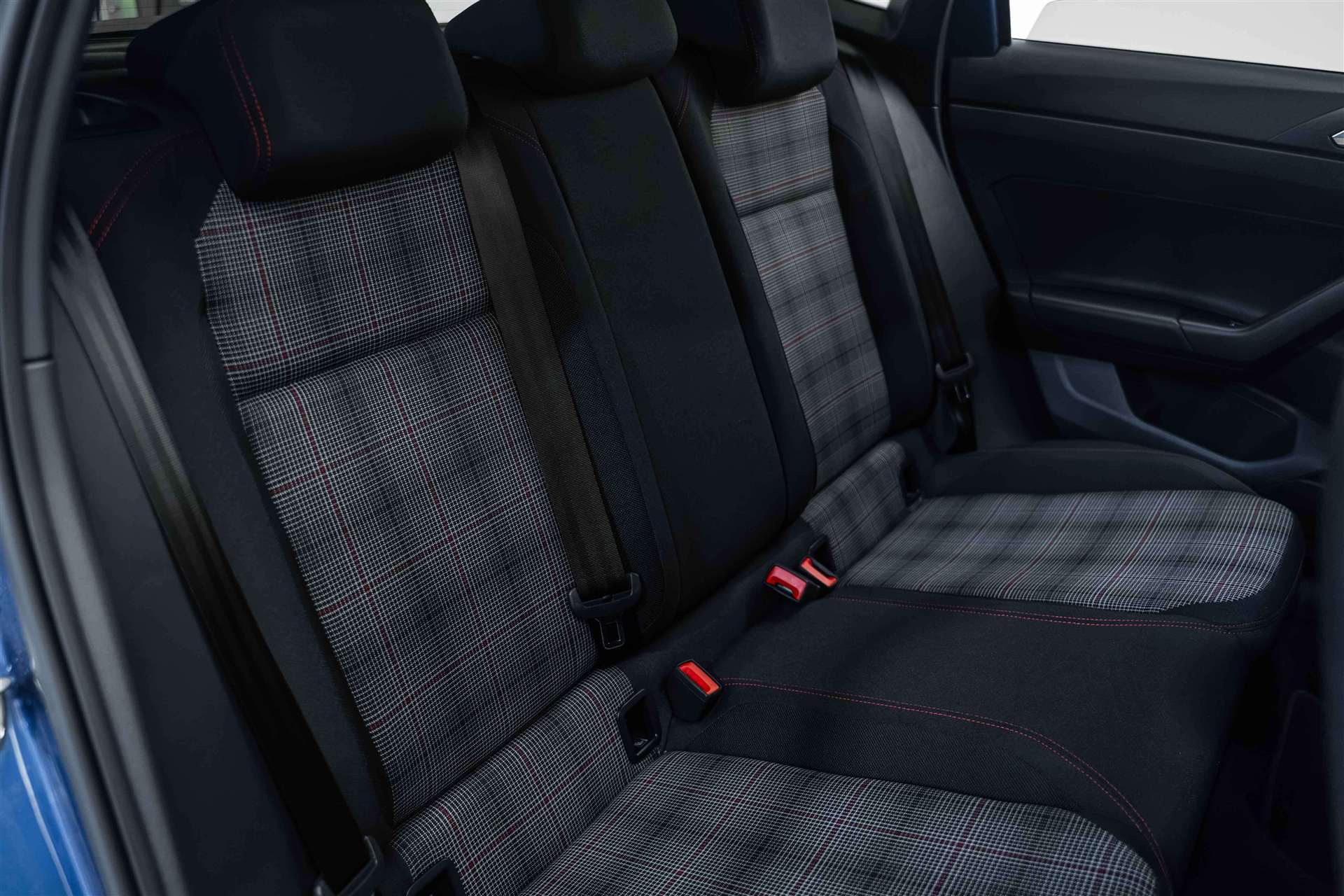 VW VW Polo 2.0 TSI GTI DSG-image-13
