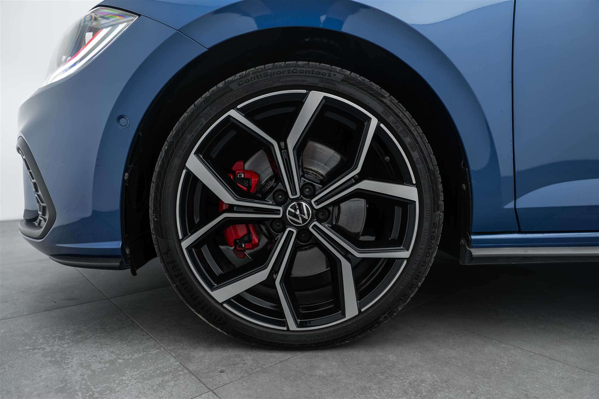 VW VW Polo 2.0 TSI GTI DSG-image-5