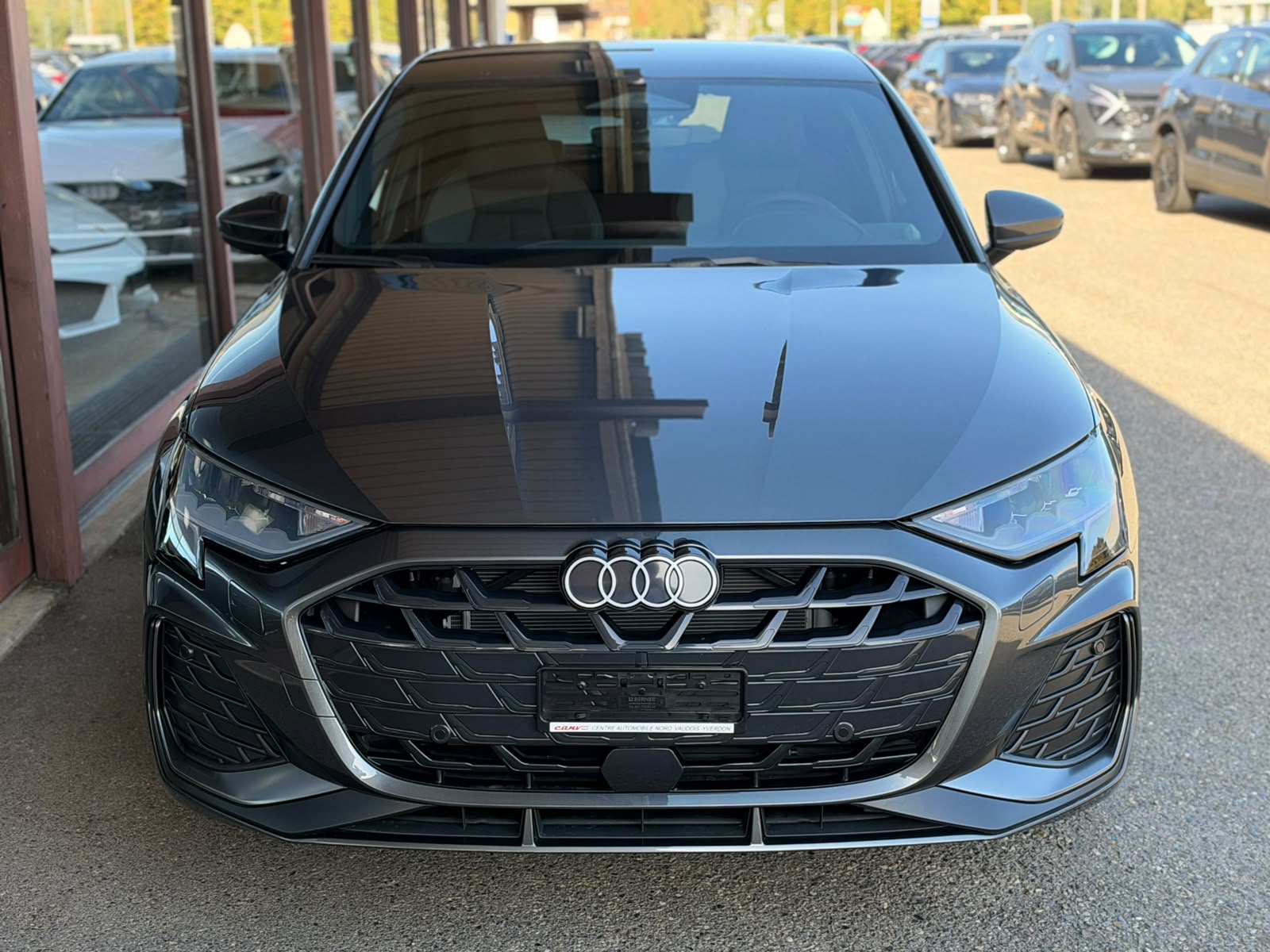 AUDI A3 Sportback 35 TFSI S line S-tronic-image-2