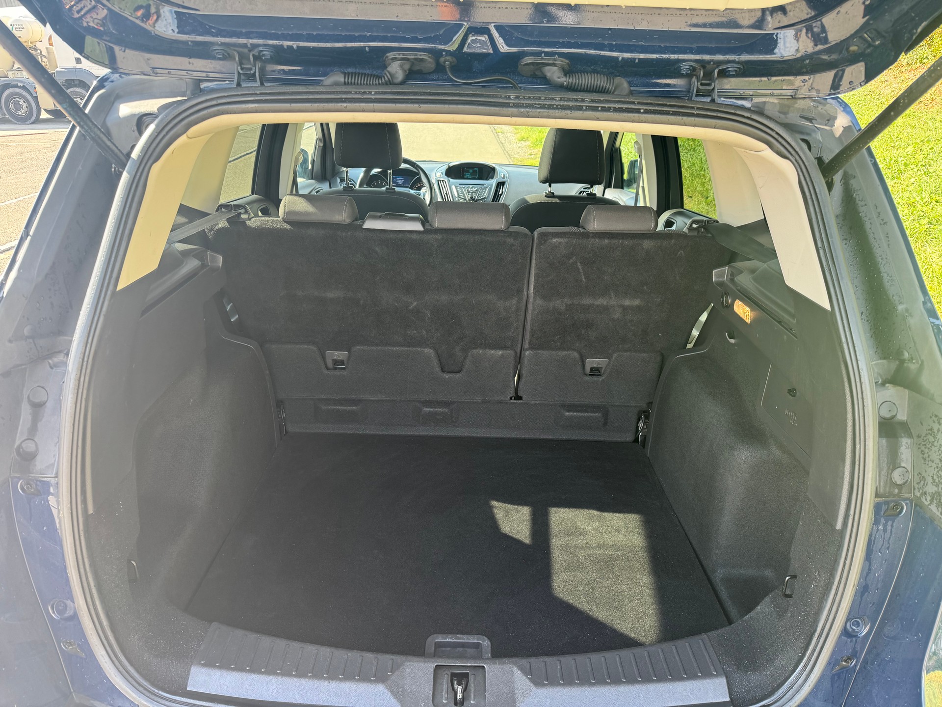 FORD Kuga 1.5 SCTi Freetech 4WD Automatic-image-14