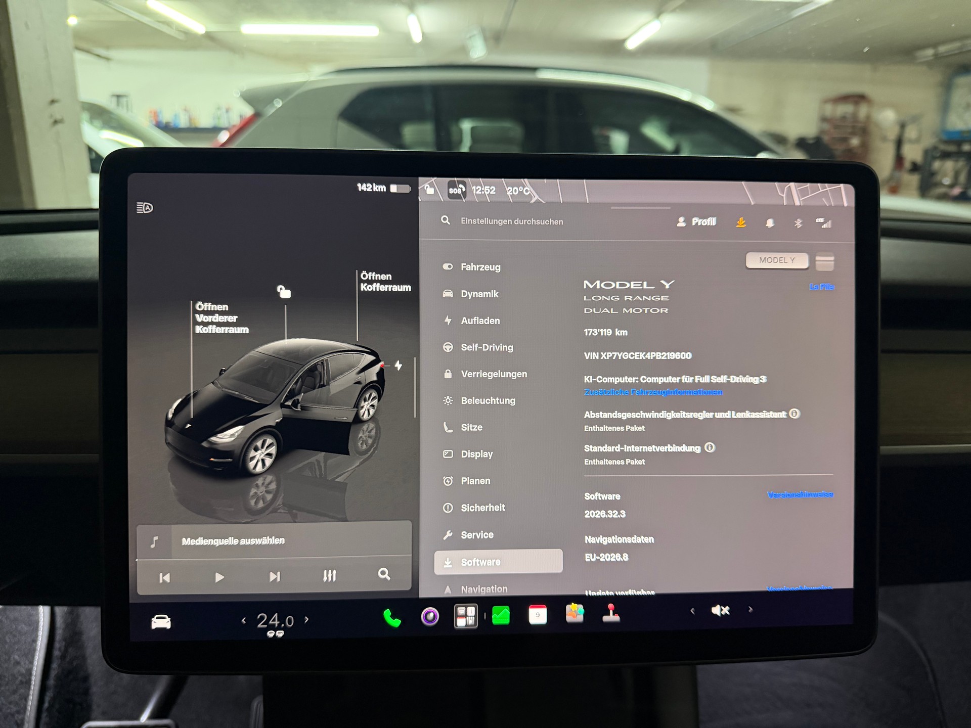 TESLA Model Y Long Range-image-10