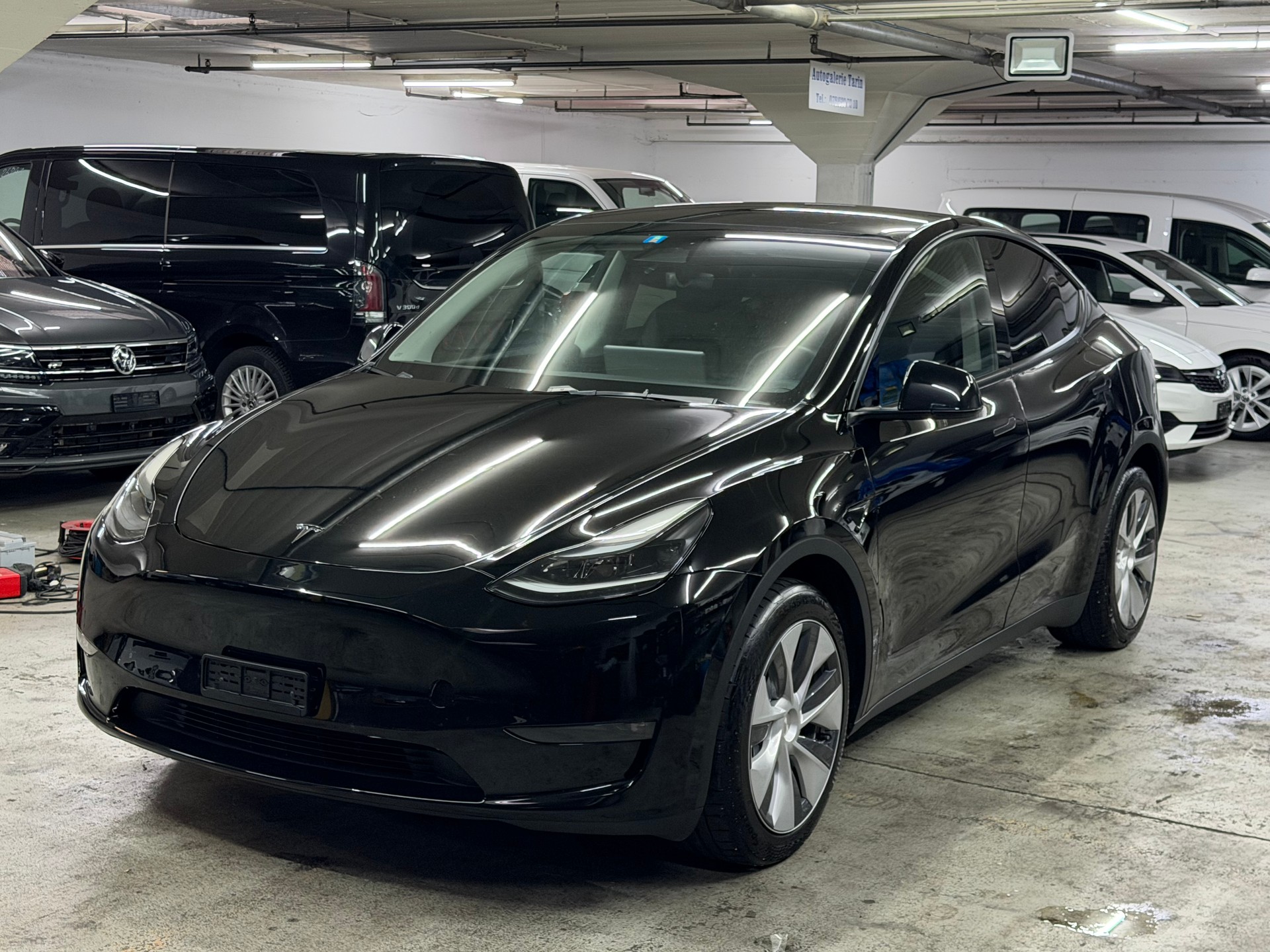 TESLA Model Y Long Range-image-1