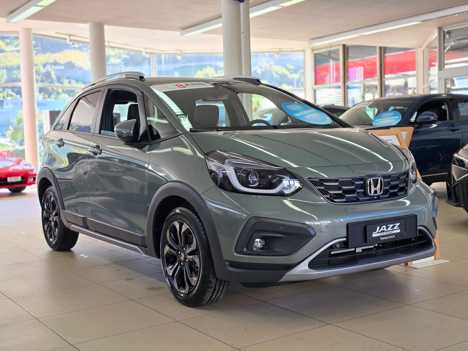 Honda Jazz 1.5i-MMD Cr. Advance — photo 1