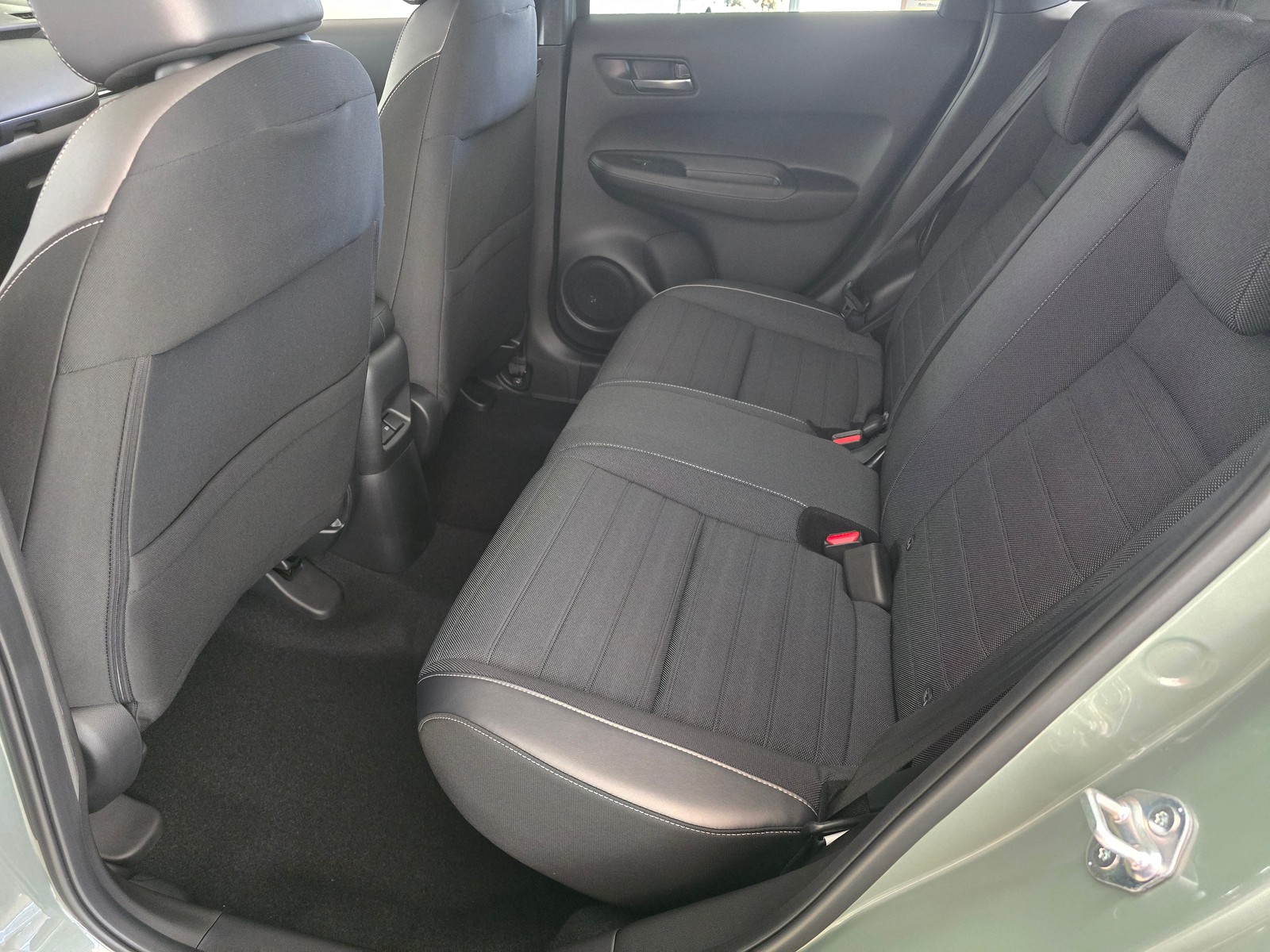 Honda Jazz 1.5i-MMD Cr. Advance — photo 9