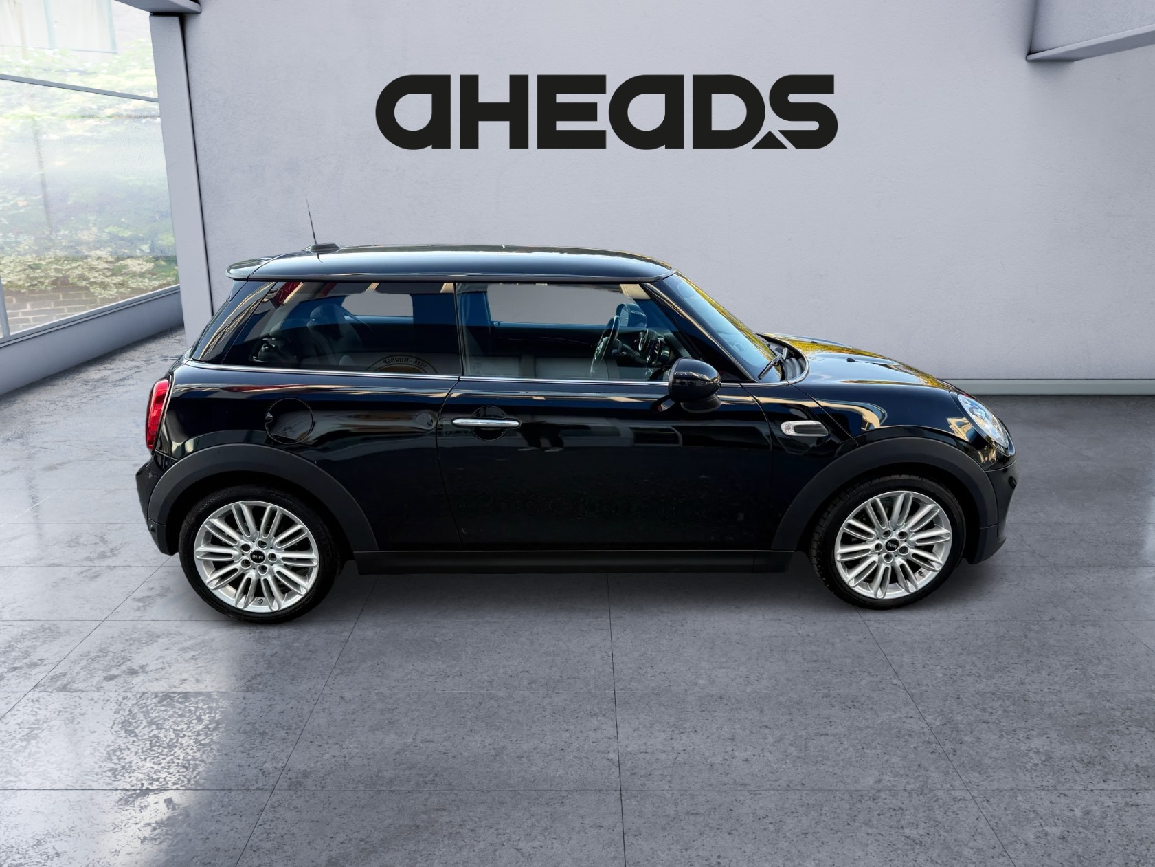 MINI Cooper Steptronic-image-3
