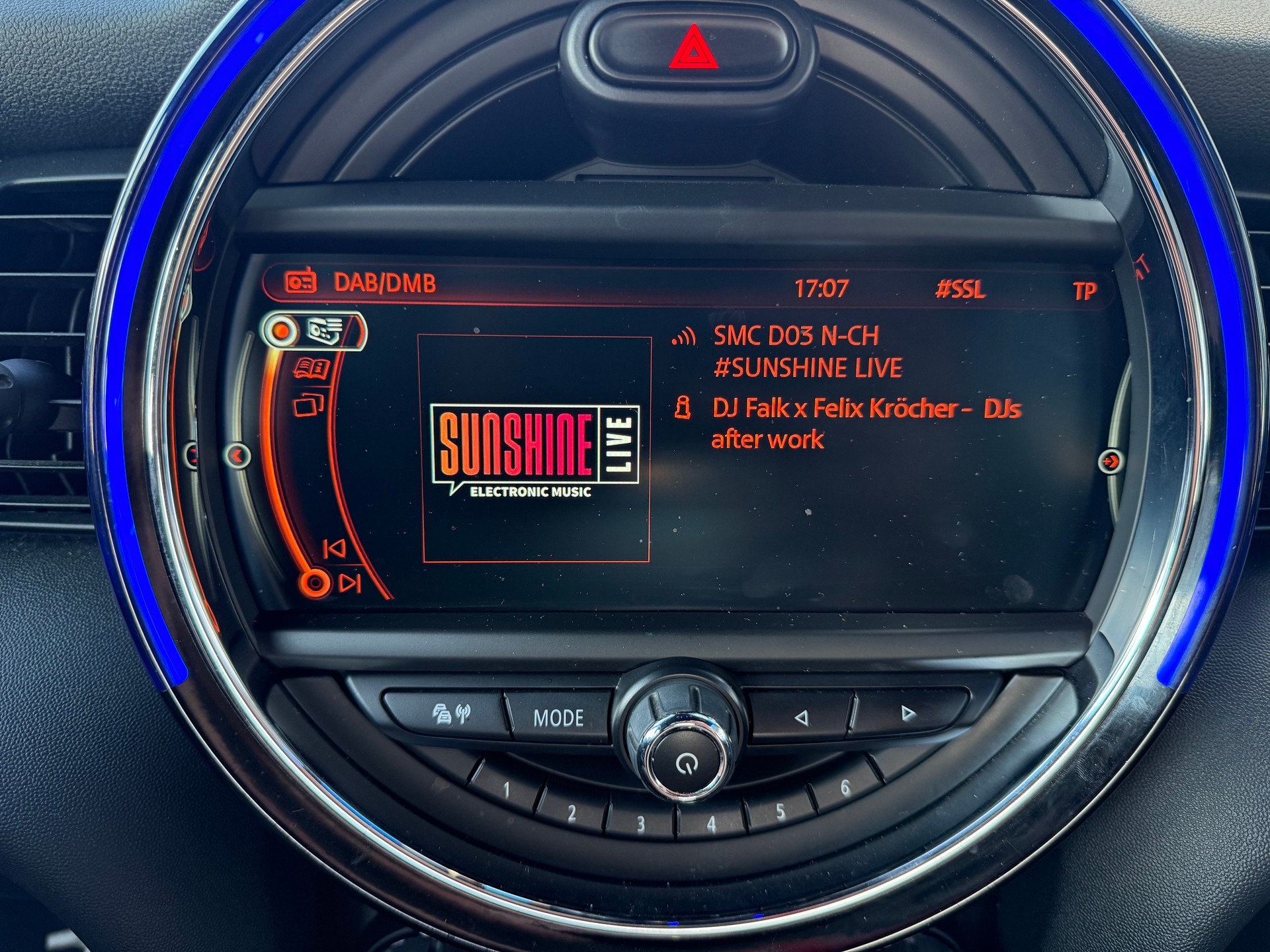 MINI Cooper Steptronic-image-19