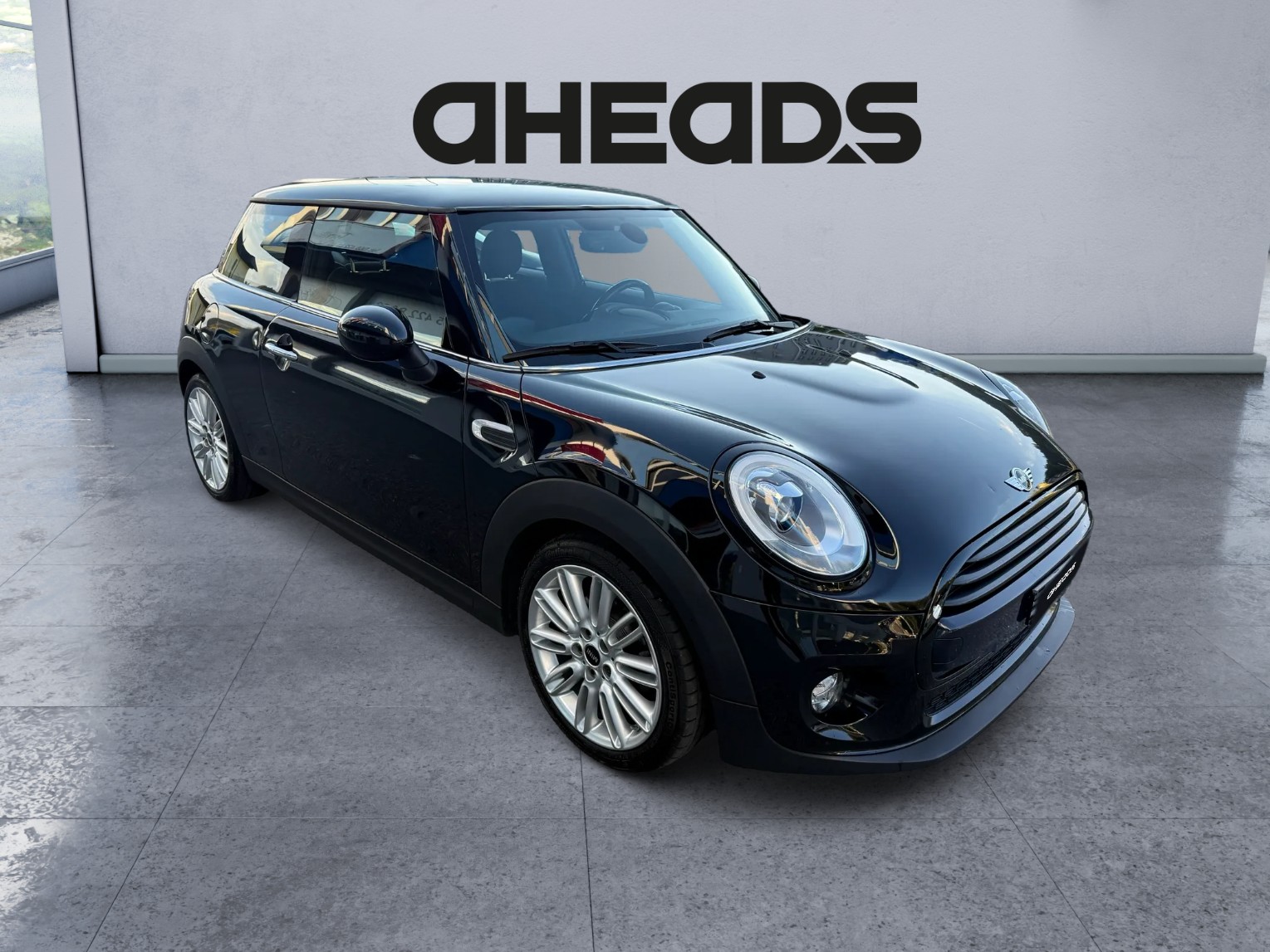 MINI Cooper Steptronic-image-2