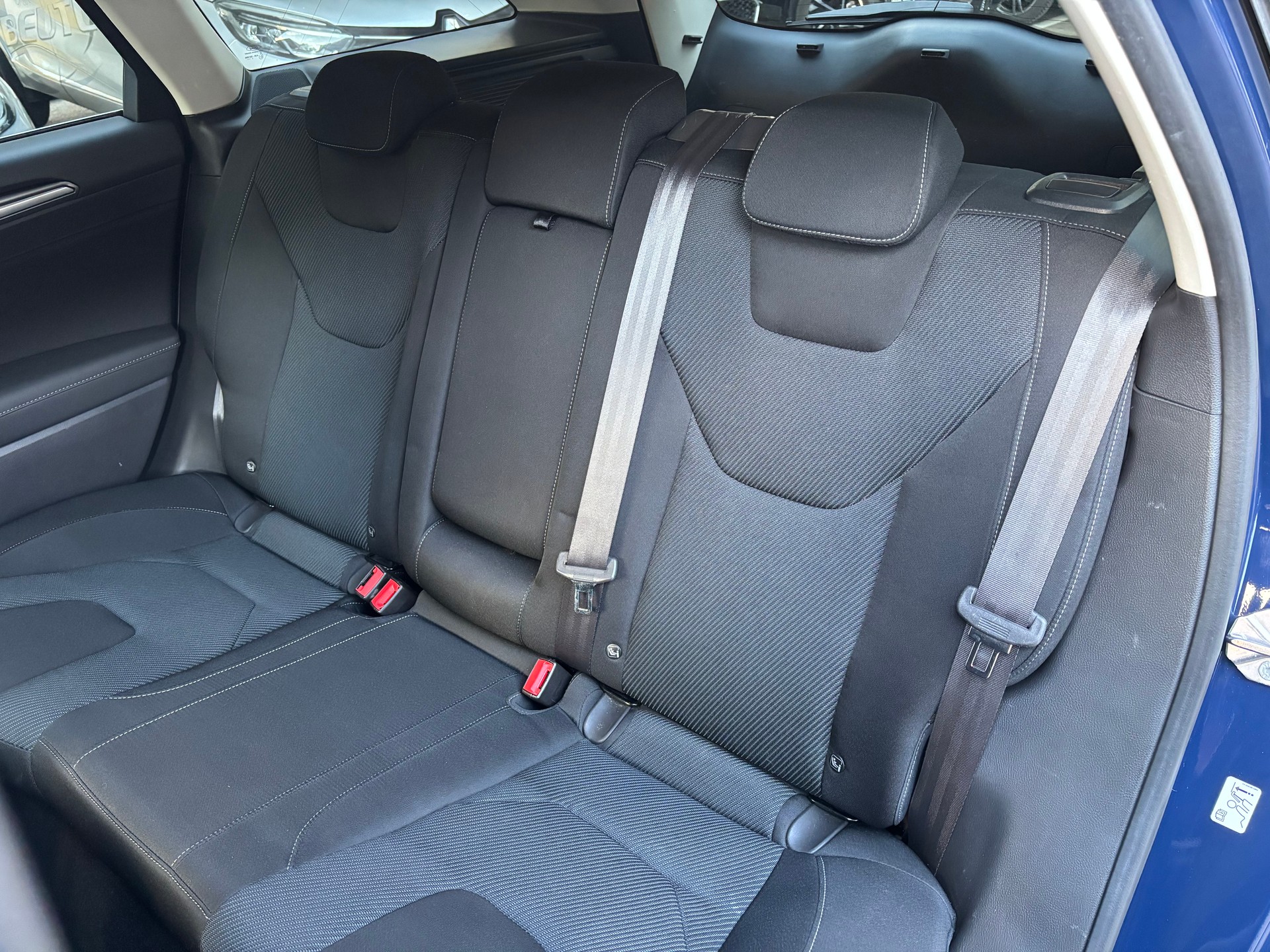 FORD Mondeo 2.0 TDCi Titanium AWD PowerShift mit AHK 2000 kg-image-8