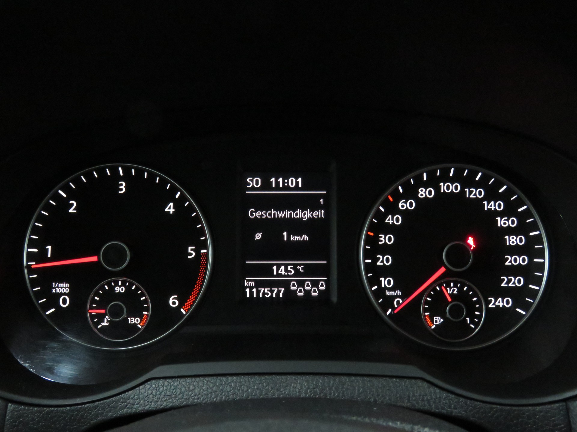 VW Sharan 2.0 TDI BlueMotion Technology Comfortline-image-17