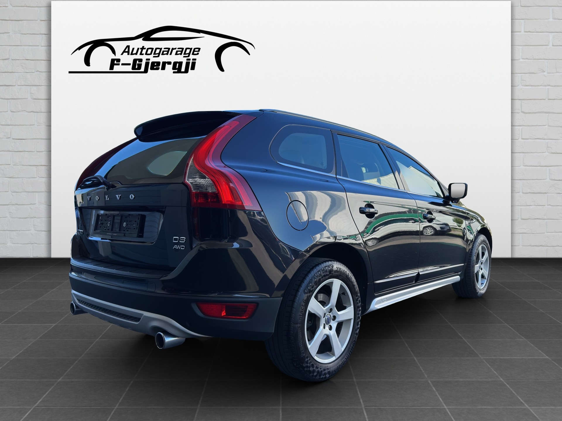 VOLVO XC60 D3 AWD R-Design Geartronic-image-6