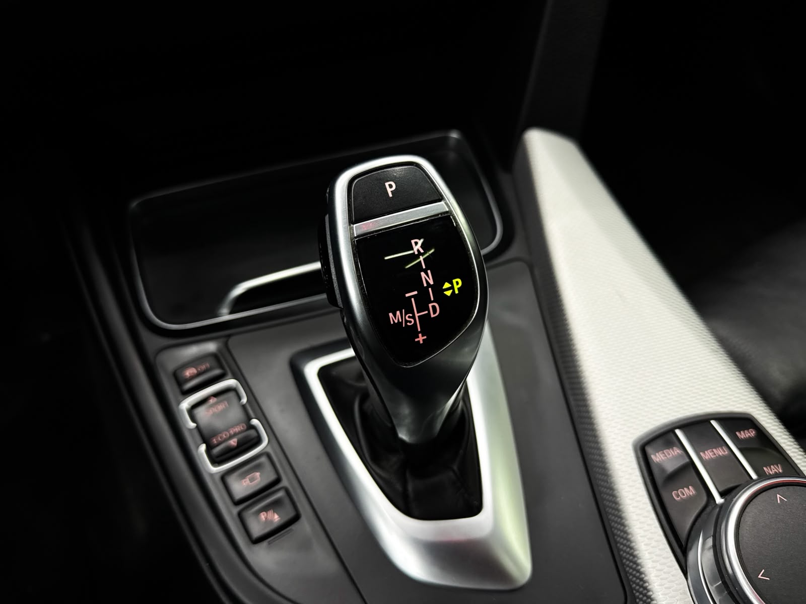BMW 440i Gran Coupé xDrive M Sport Steptronic-image-16