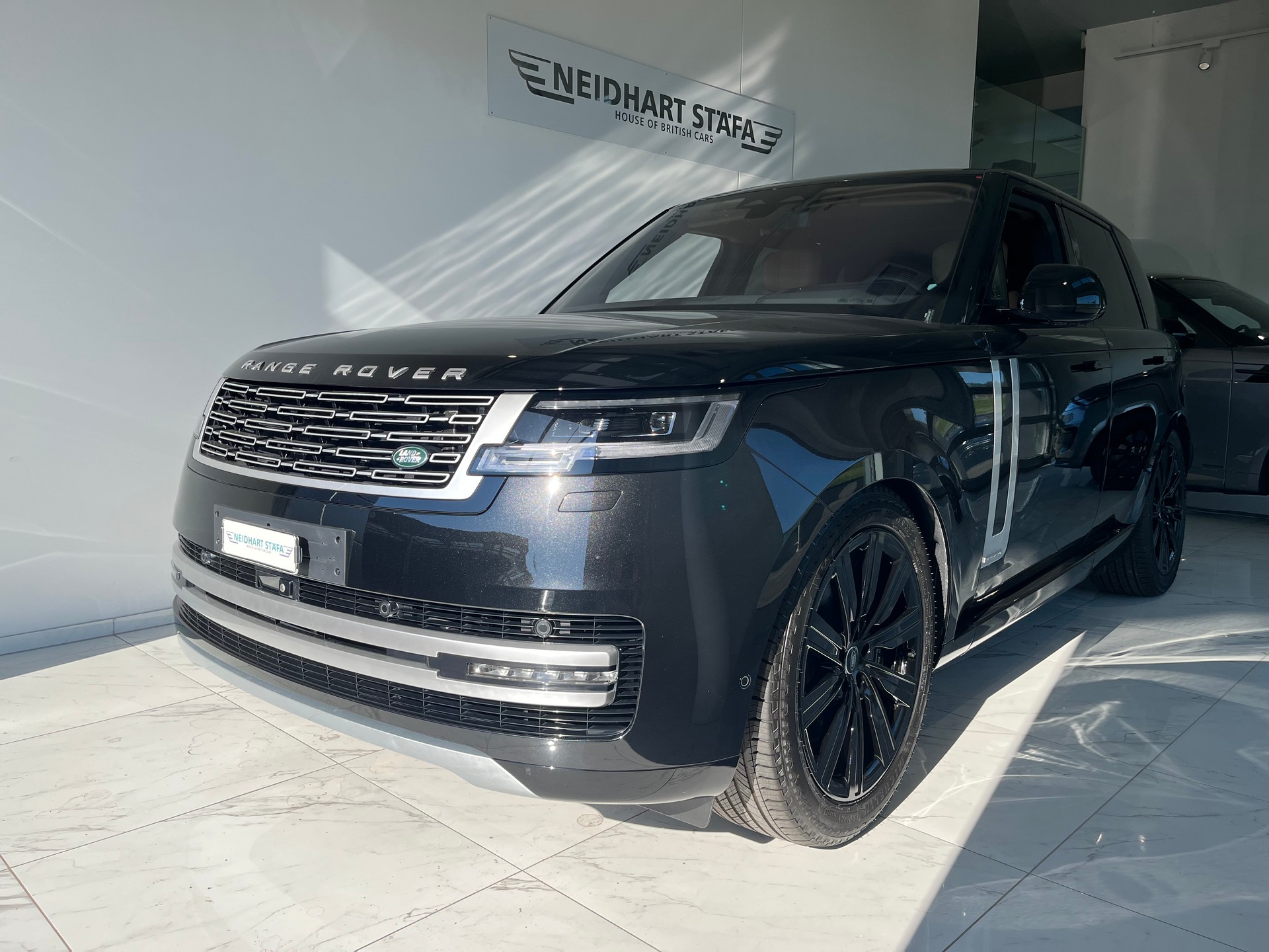 LAND ROVER Range Rover P530 4.4 V8 Autobiography Automatic-image-1