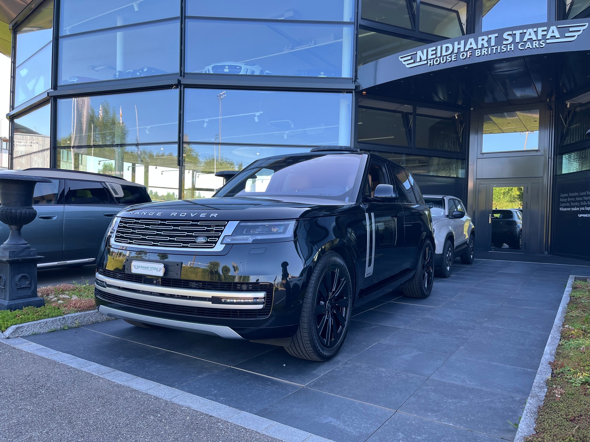 LAND ROVER Range Rover P530 4.4 V8 Autobiography Automatic-image-0