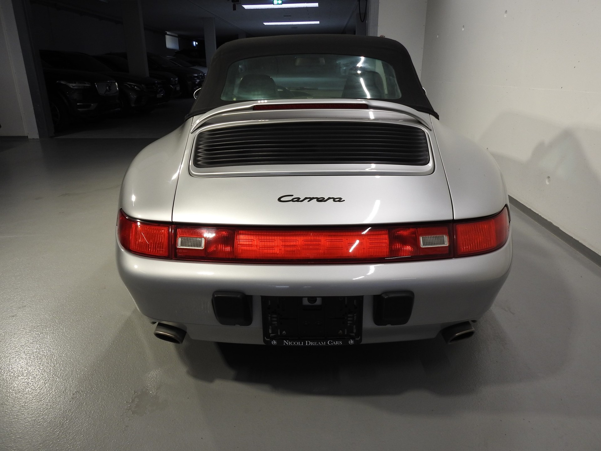 PORSCHE 911 Carrera Cabriolet-image-13