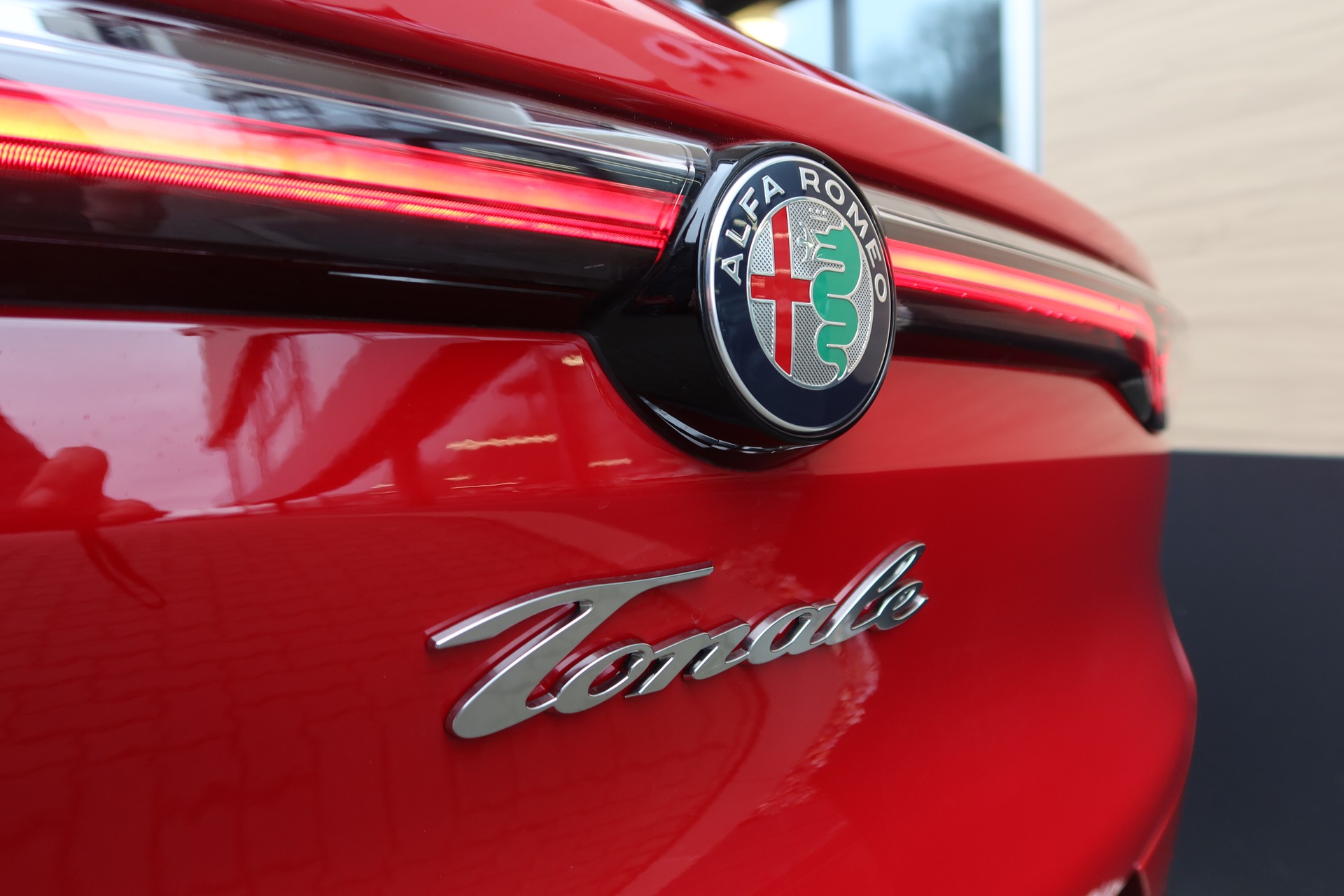 ALFA ROMEO Tonale 1.5 Hybrid Super-image-13