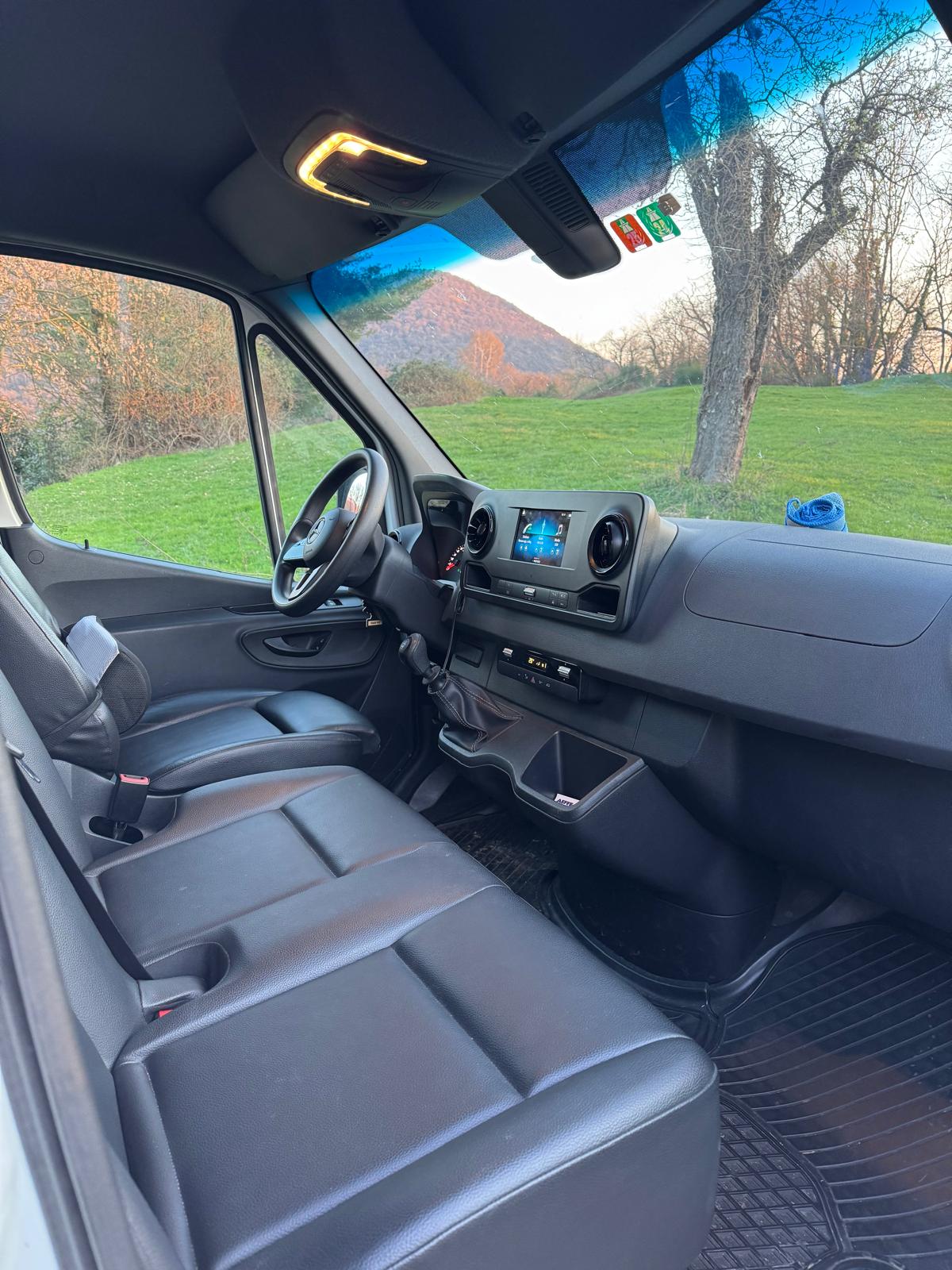 MERCEDES-BENZ Sprinter 214 CDI Standard FWD-image-3