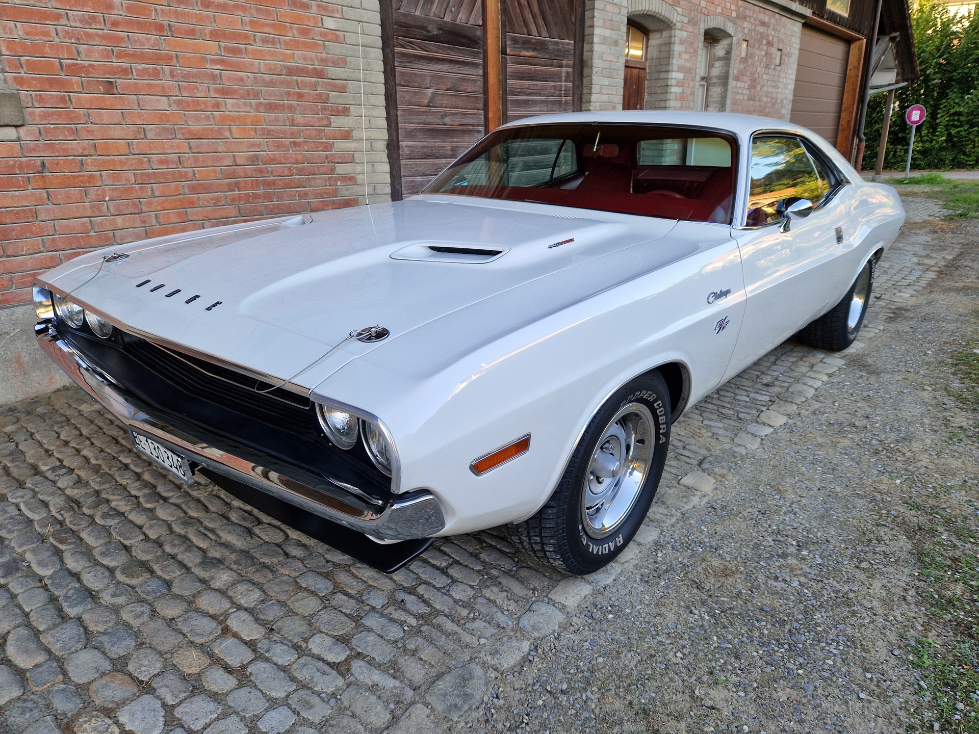 DODGE Challenger R/T-image-0