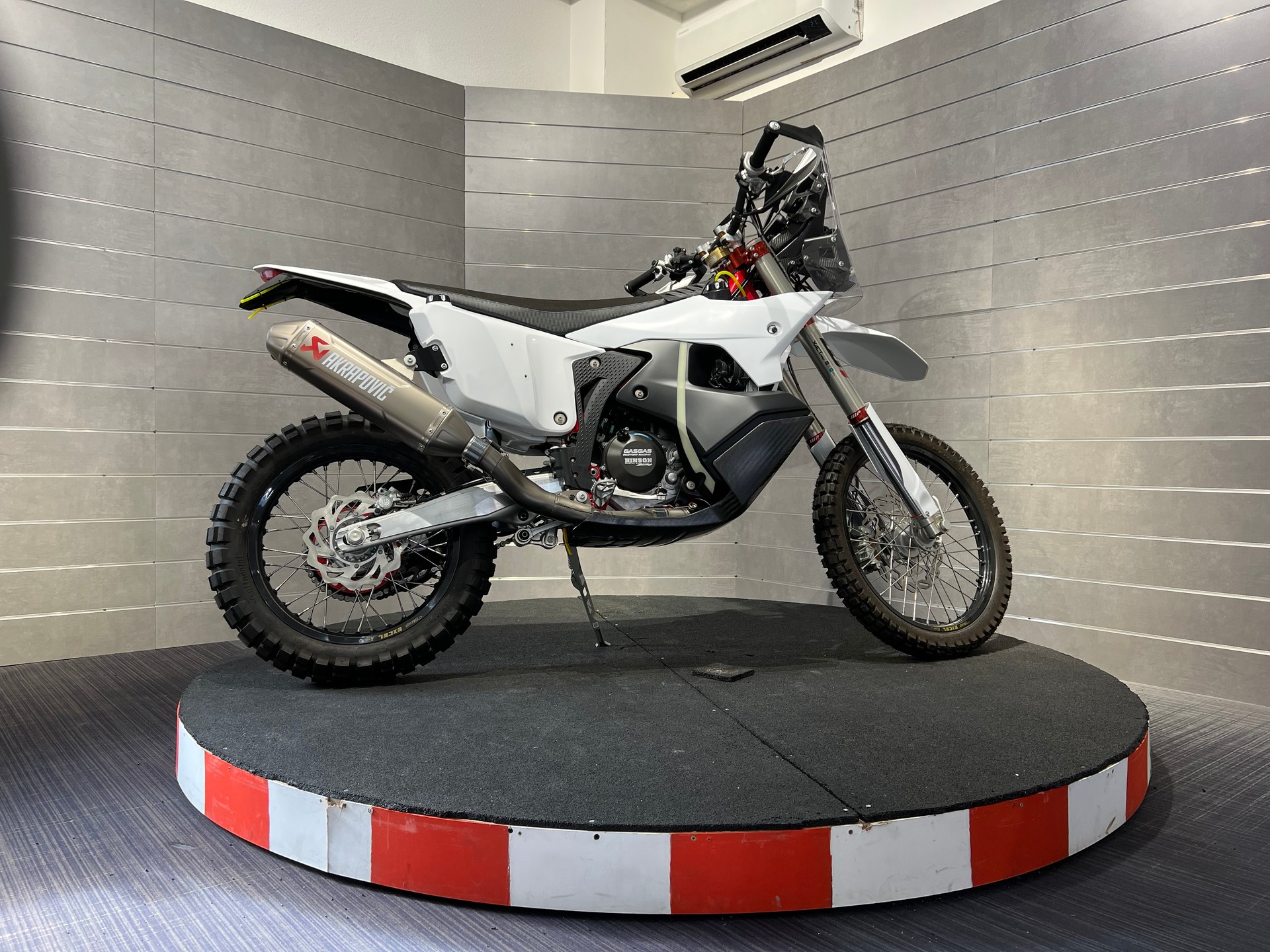 GASGAS RX 450F REPLICA-image-5