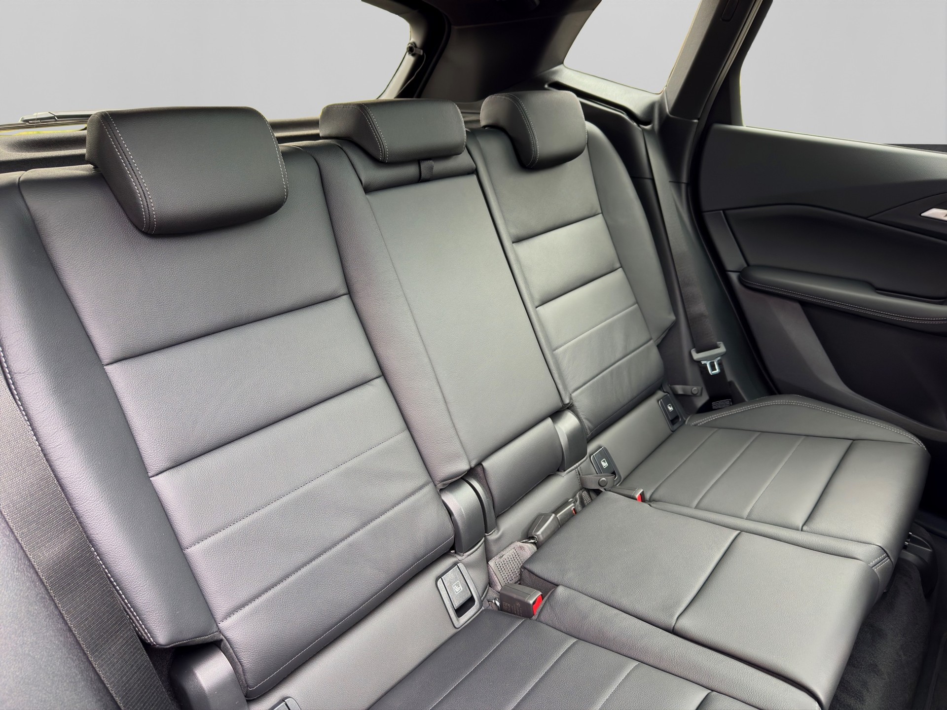 BMW 223i Active Tourer xDrive M Sport DKG-image-17