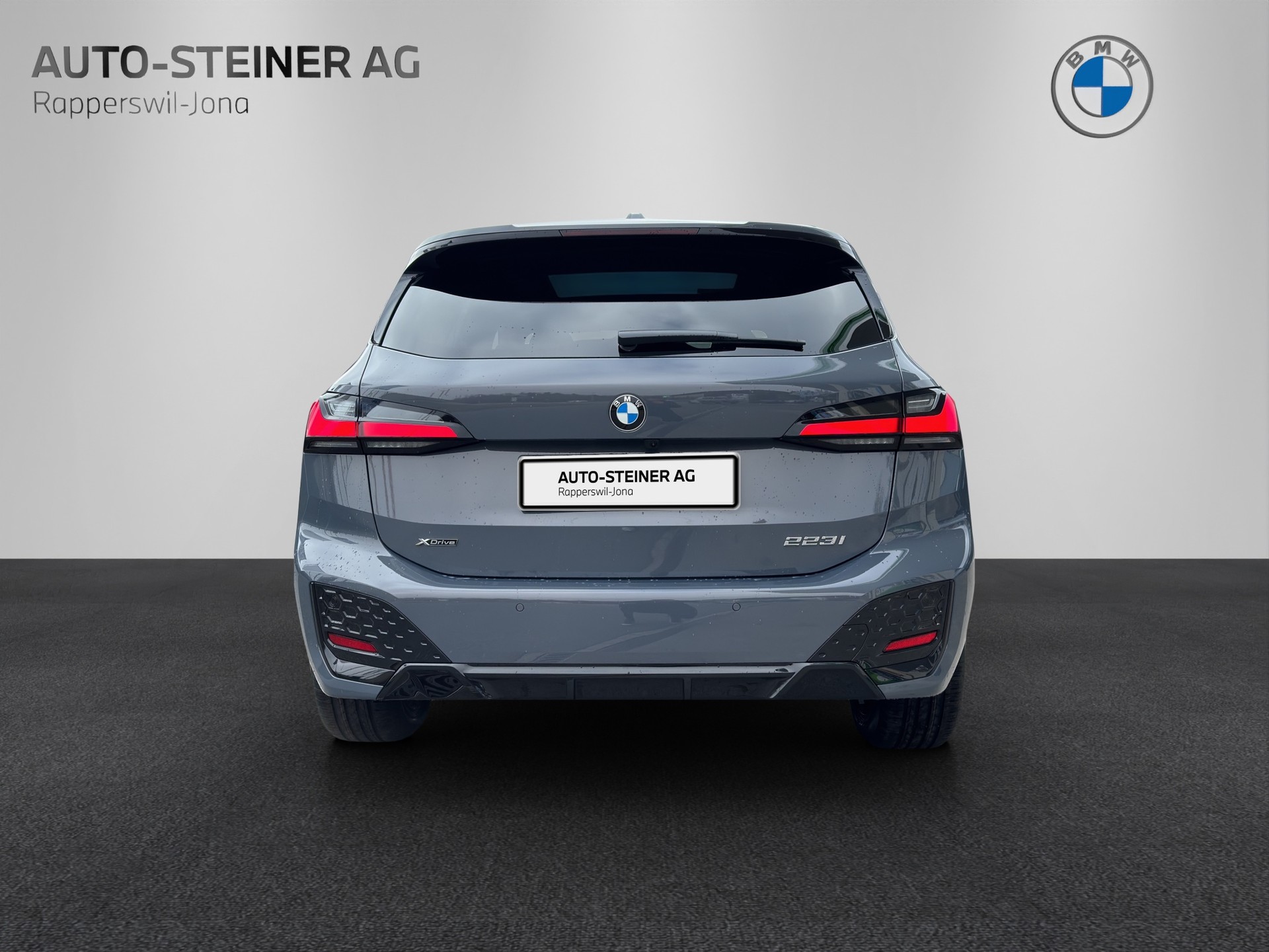 BMW 223i Active Tourer xDrive M Sport DKG-showroom-element-3