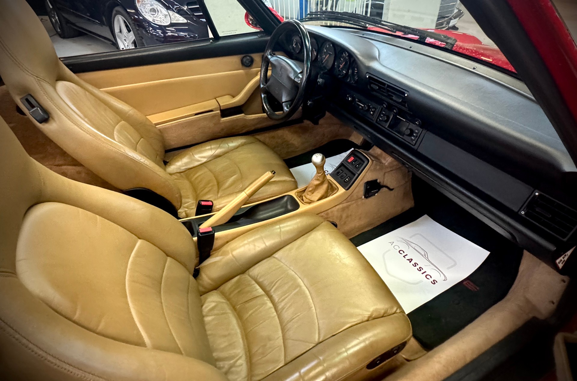 PORSCHE Carrera 2-image-17