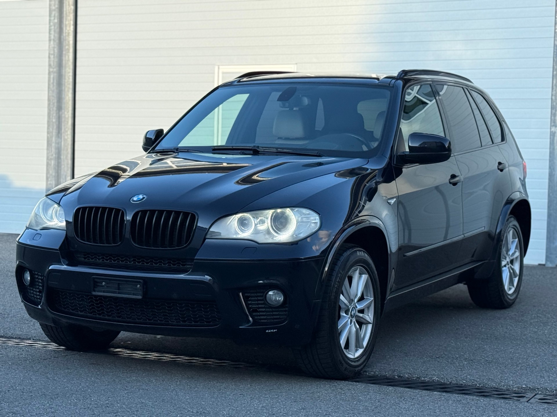 BMW X5 xDrive 30d Steptronic-showroom-element-1