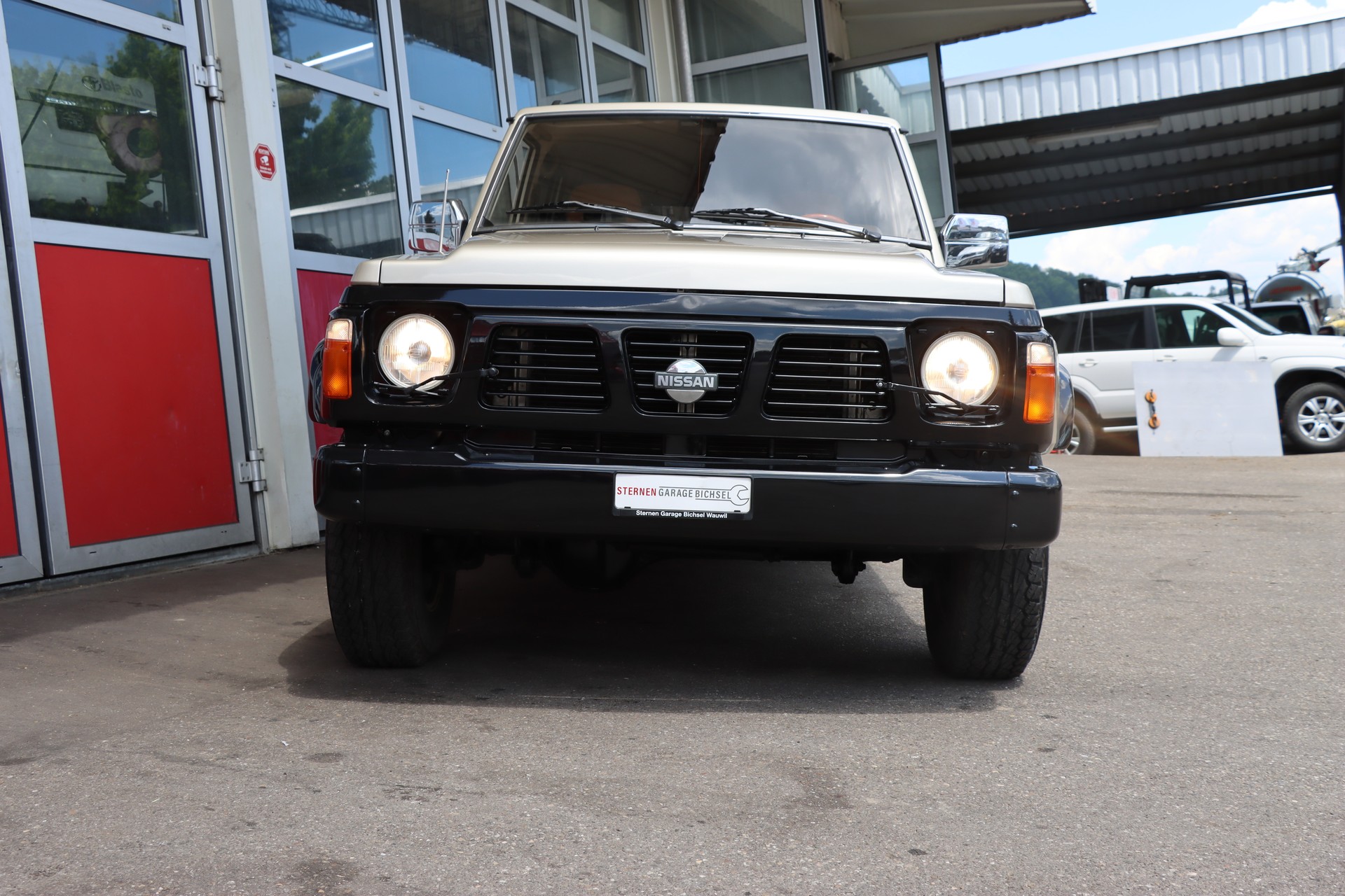 NISSAN Patrol GR 2.8 ST Wagon-image-2