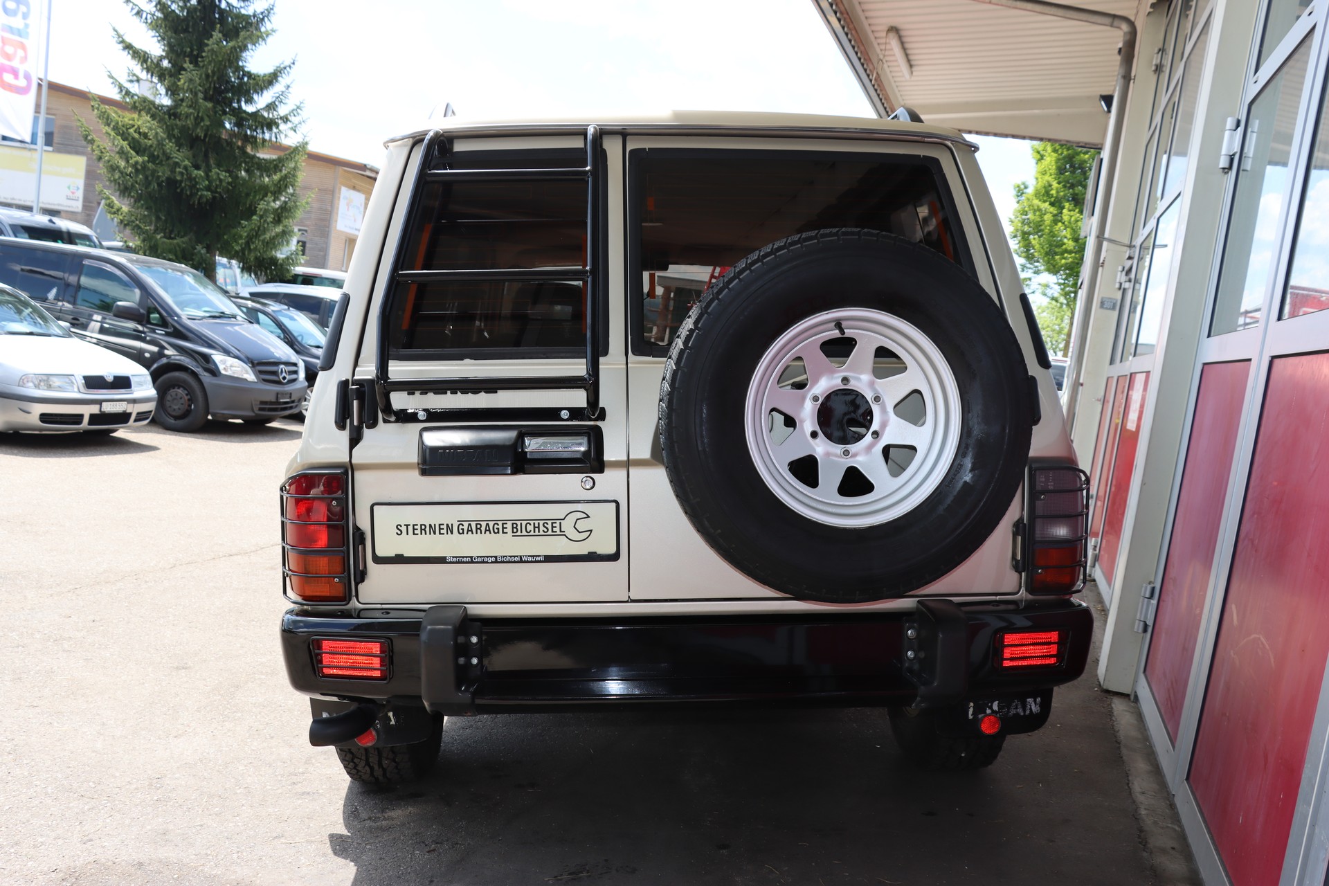 NISSAN Patrol GR 2.8 ST Wagon-image-8