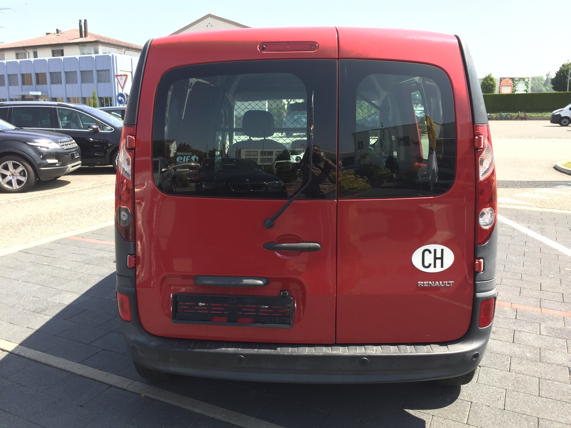 RENAULT-image-3