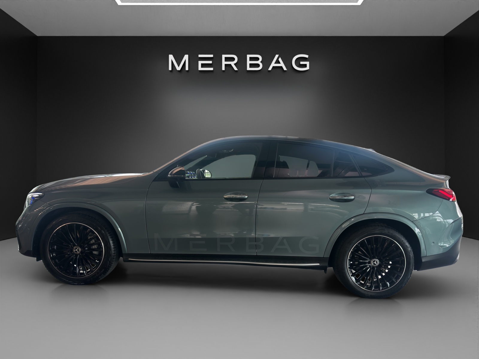 MERCEDES-BENZ GLC Coupé 300 d 4M 9G-T AMG Line-image-2