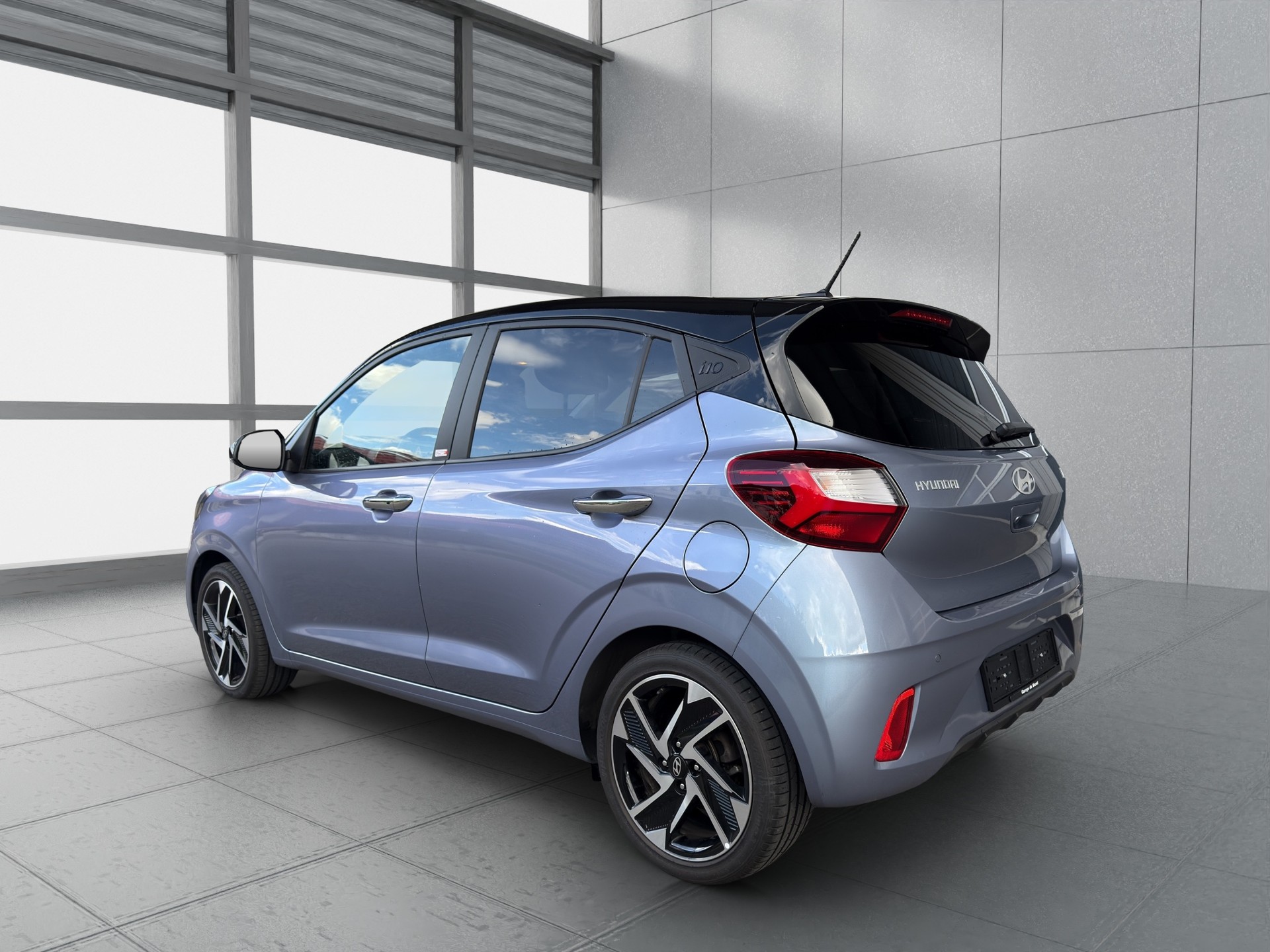HYUNDAI i10 1.2 Vertex Automat-image-2