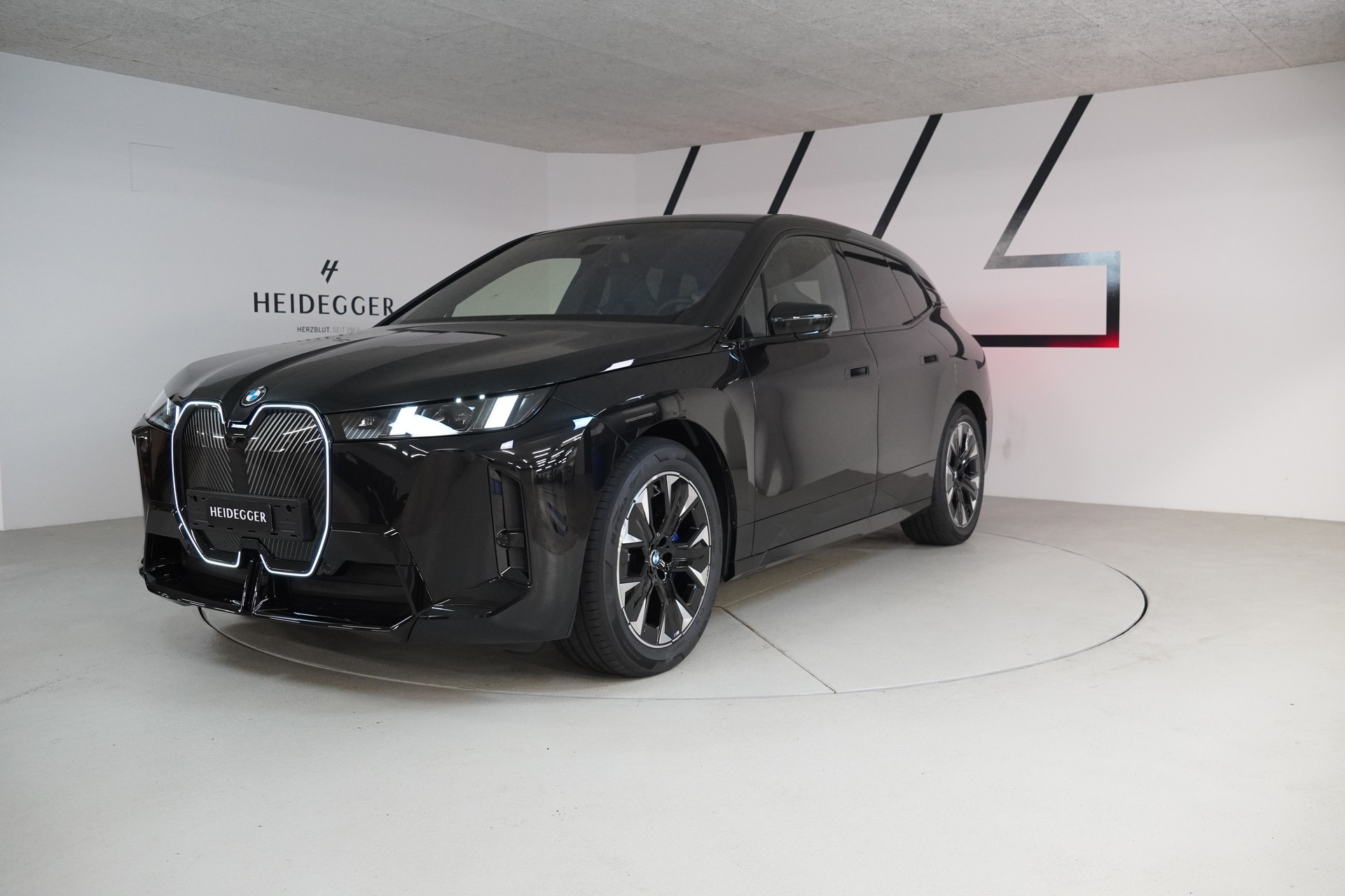 BMW iX xDrive45 M Sport