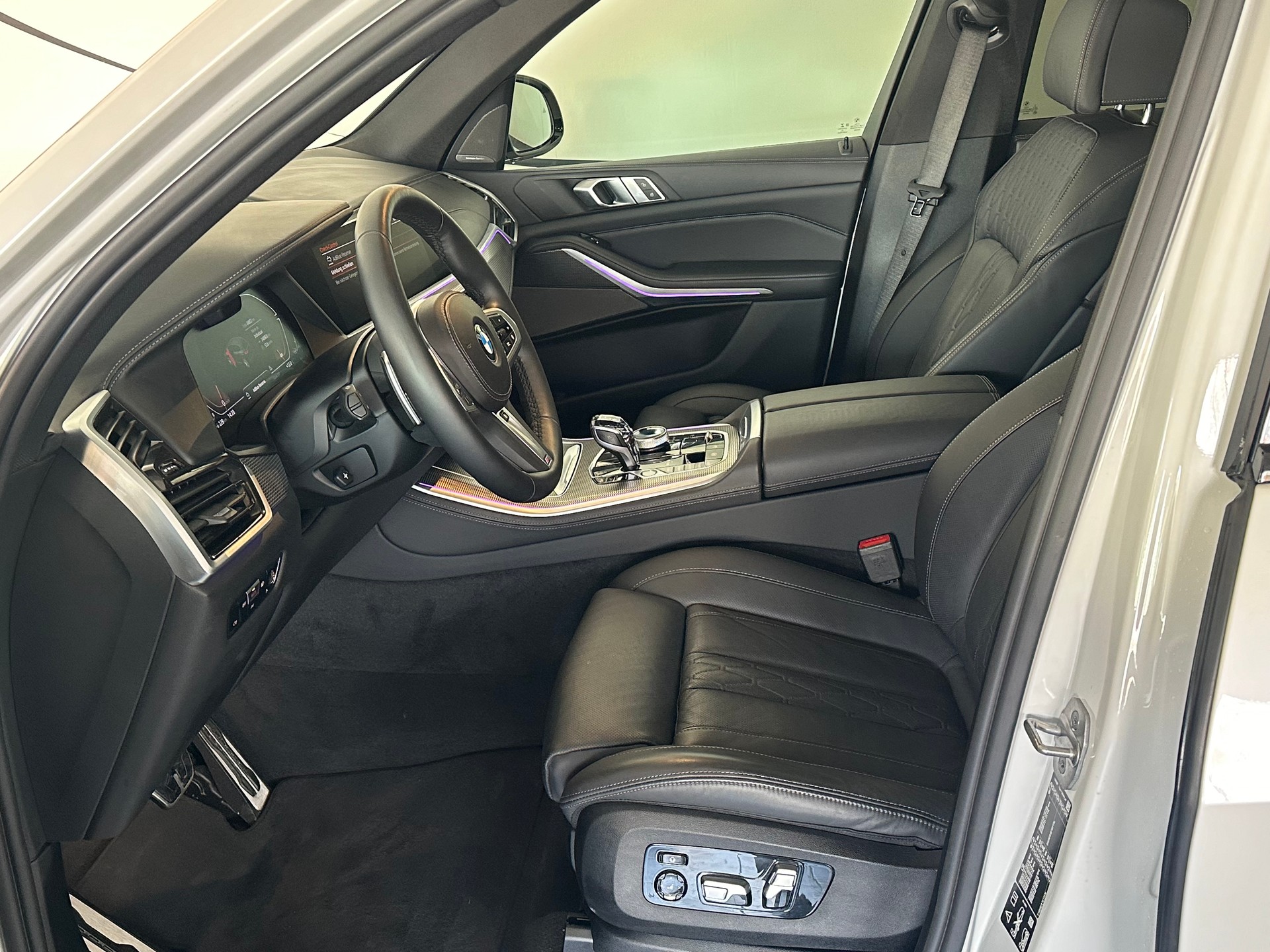 BMW X5 xDrive 48V 40d M Sport Steptronic-image-6