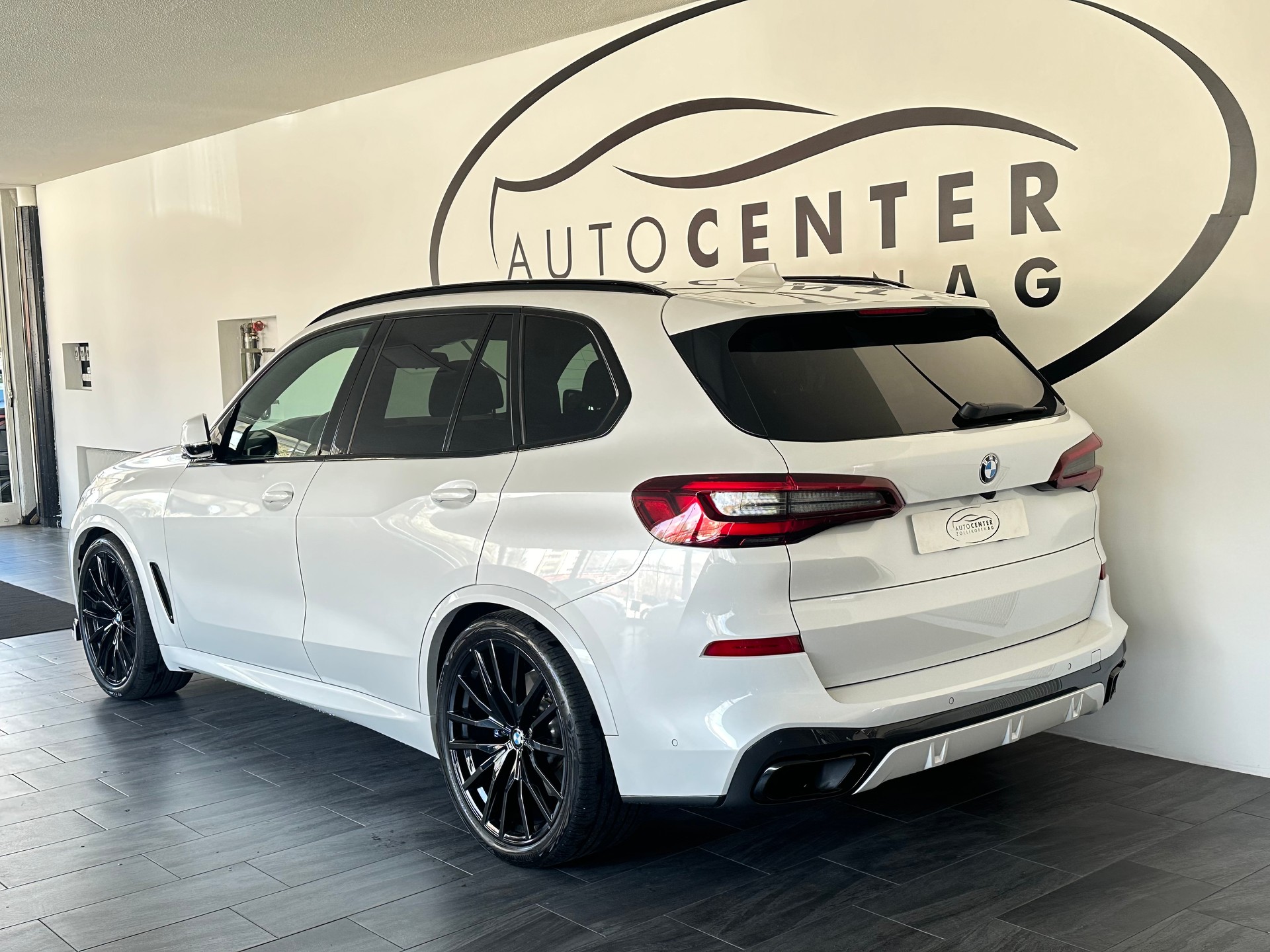 BMW X5 xDrive 48V 40d M Sport Steptronic-image-4